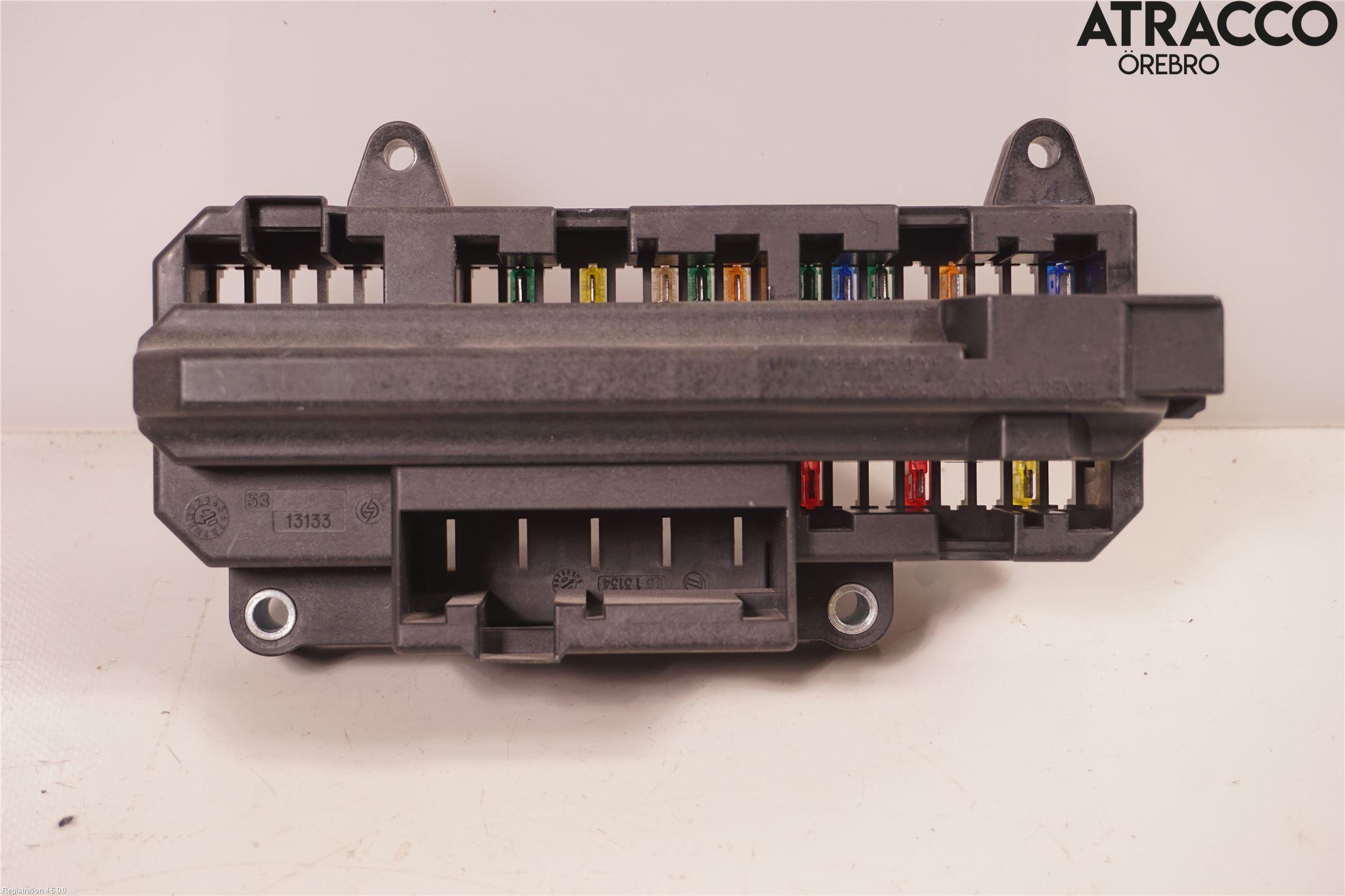 BMW 7 E65/66    00-08 Säkringsdosa-Elcentral
