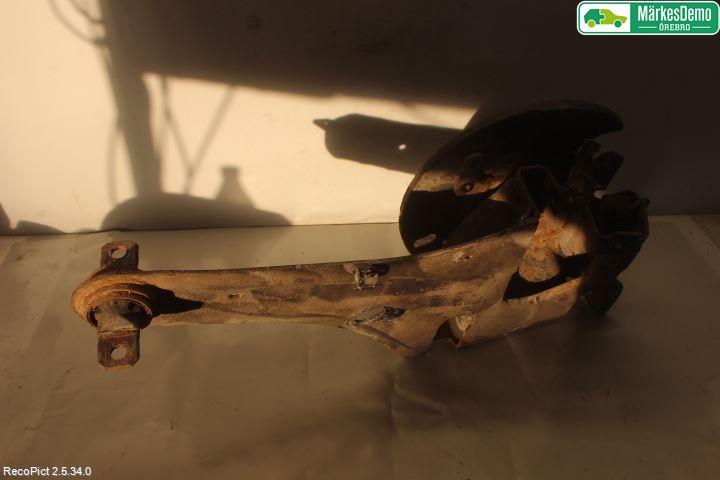 Mazda CX-7 Hjullagerhus-Spindel Hö B