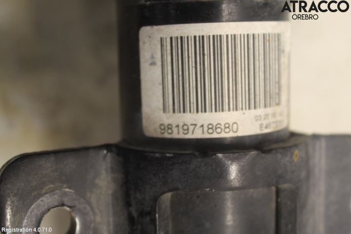 Peugeot 3008 17-24 Fjäderben Fram Höger