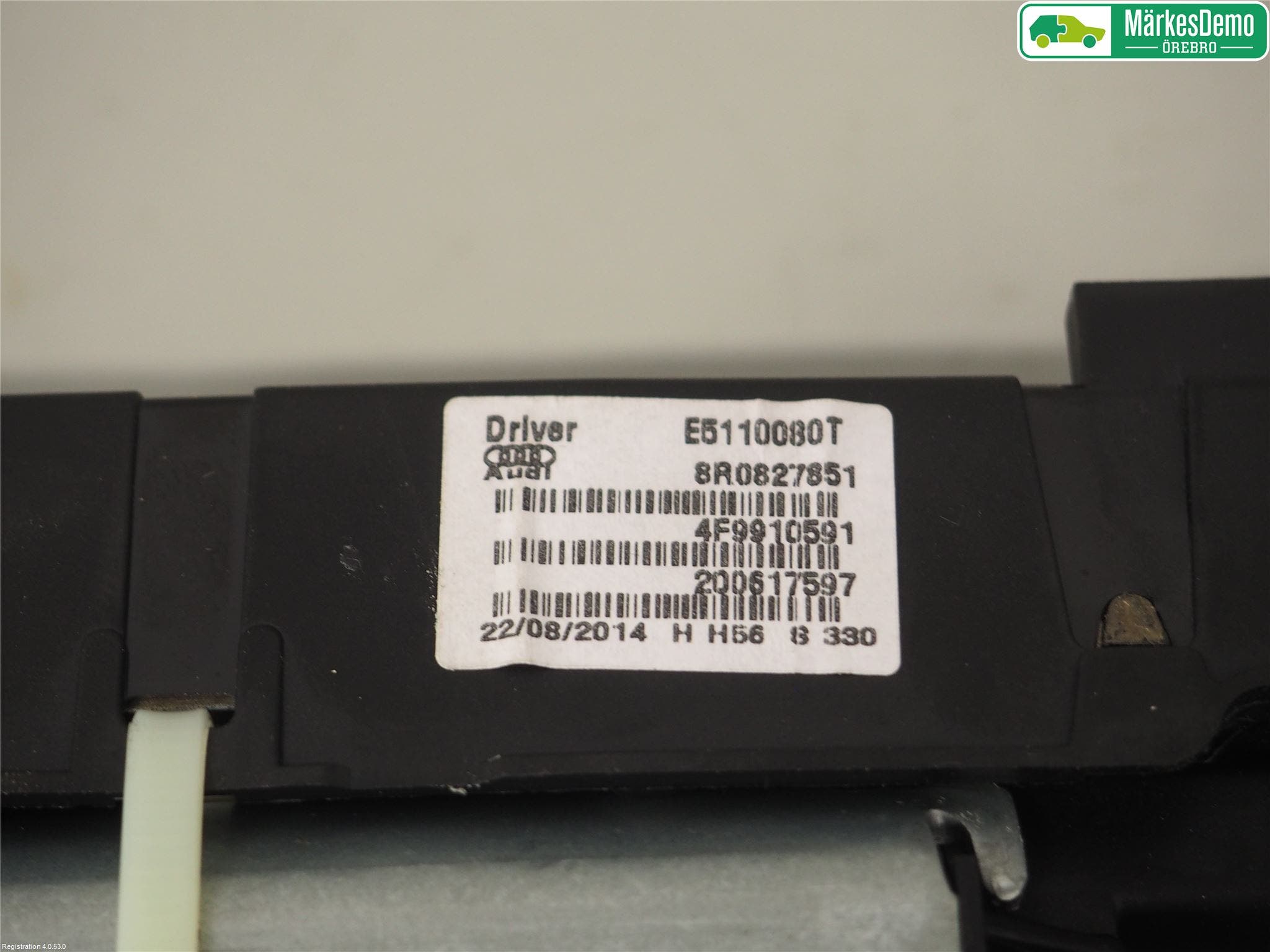 Audi Q5 09-16 Bakluckegångjärn Vä