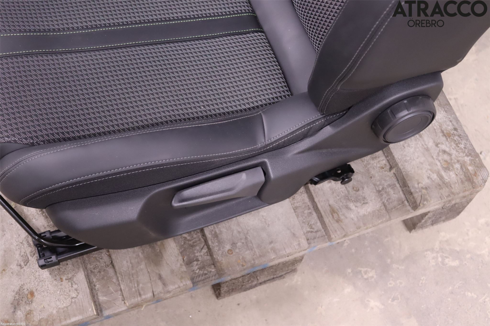 Peugeot 208/E-208 20- Inredning Stol Fram Vä