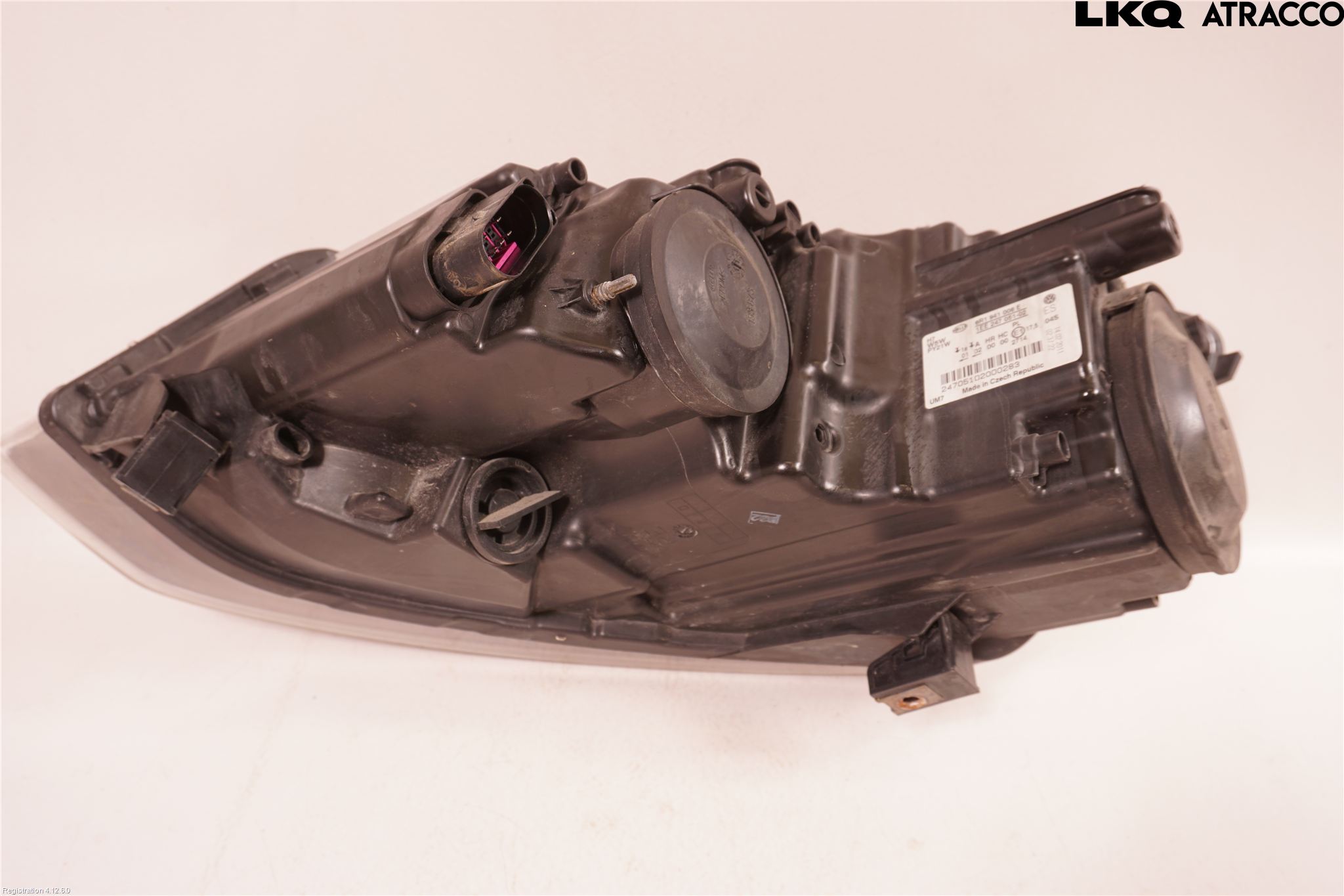 Volkswagen VW POLO 10-17 Strålkastare Höger