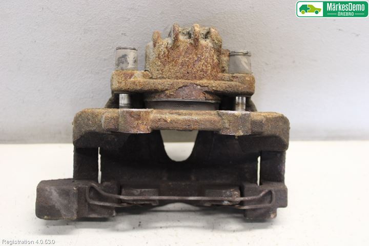 Peugeot 307     05-08 Bromsok Fram Höger