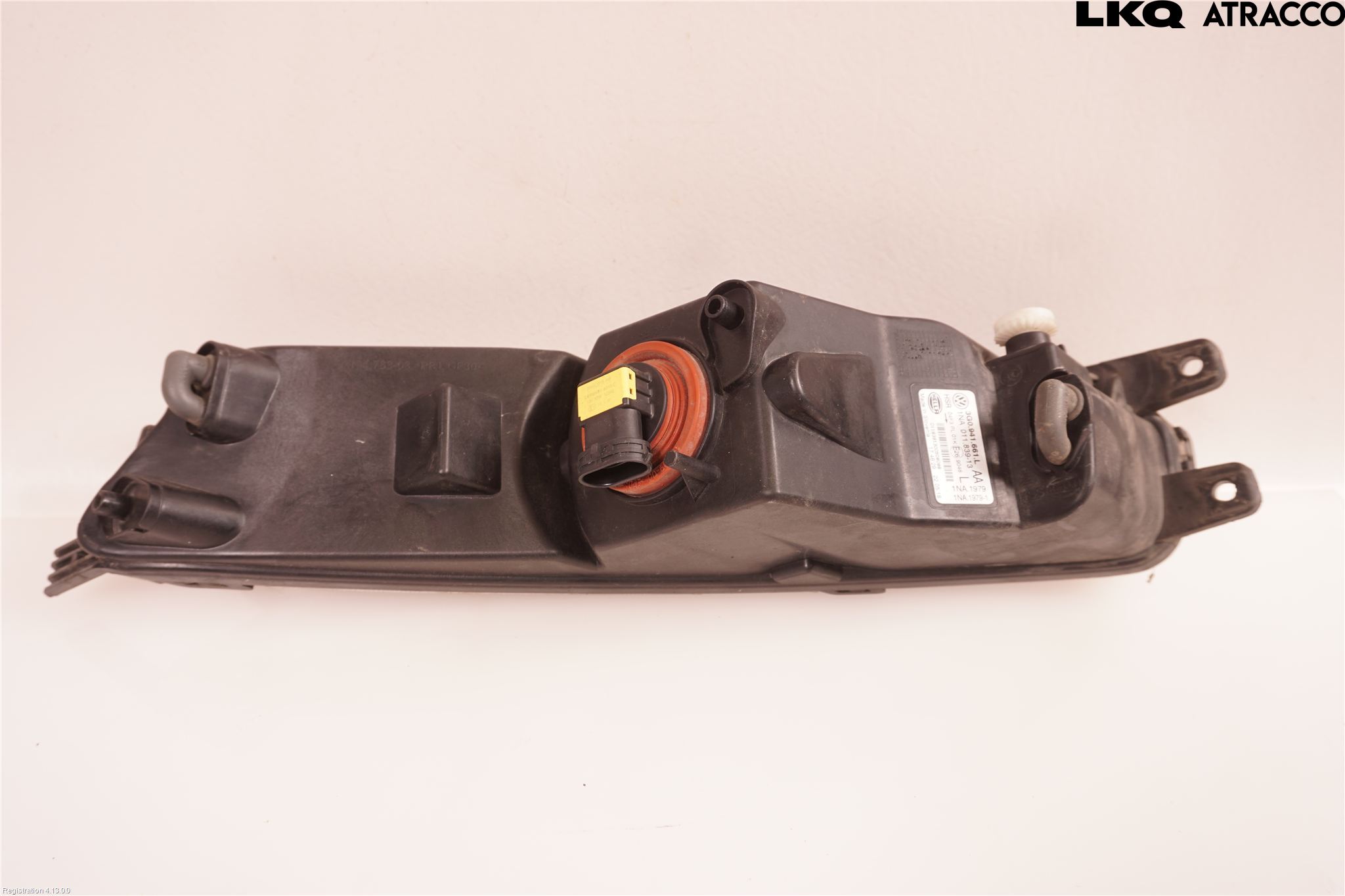 Volkswagen VW PASSAT 15-19 Dimljus-Varselljus Fram