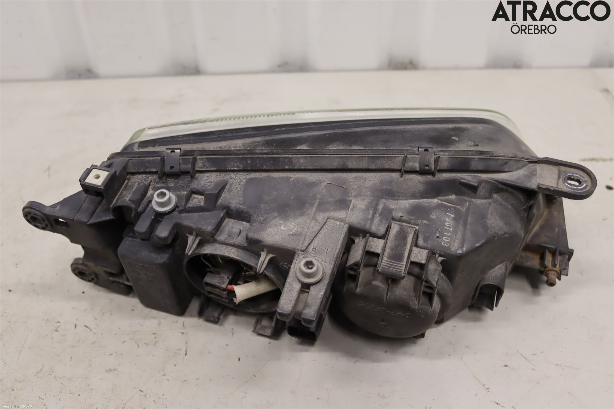 Mazda 626 98-02 Strålkastare Vänster