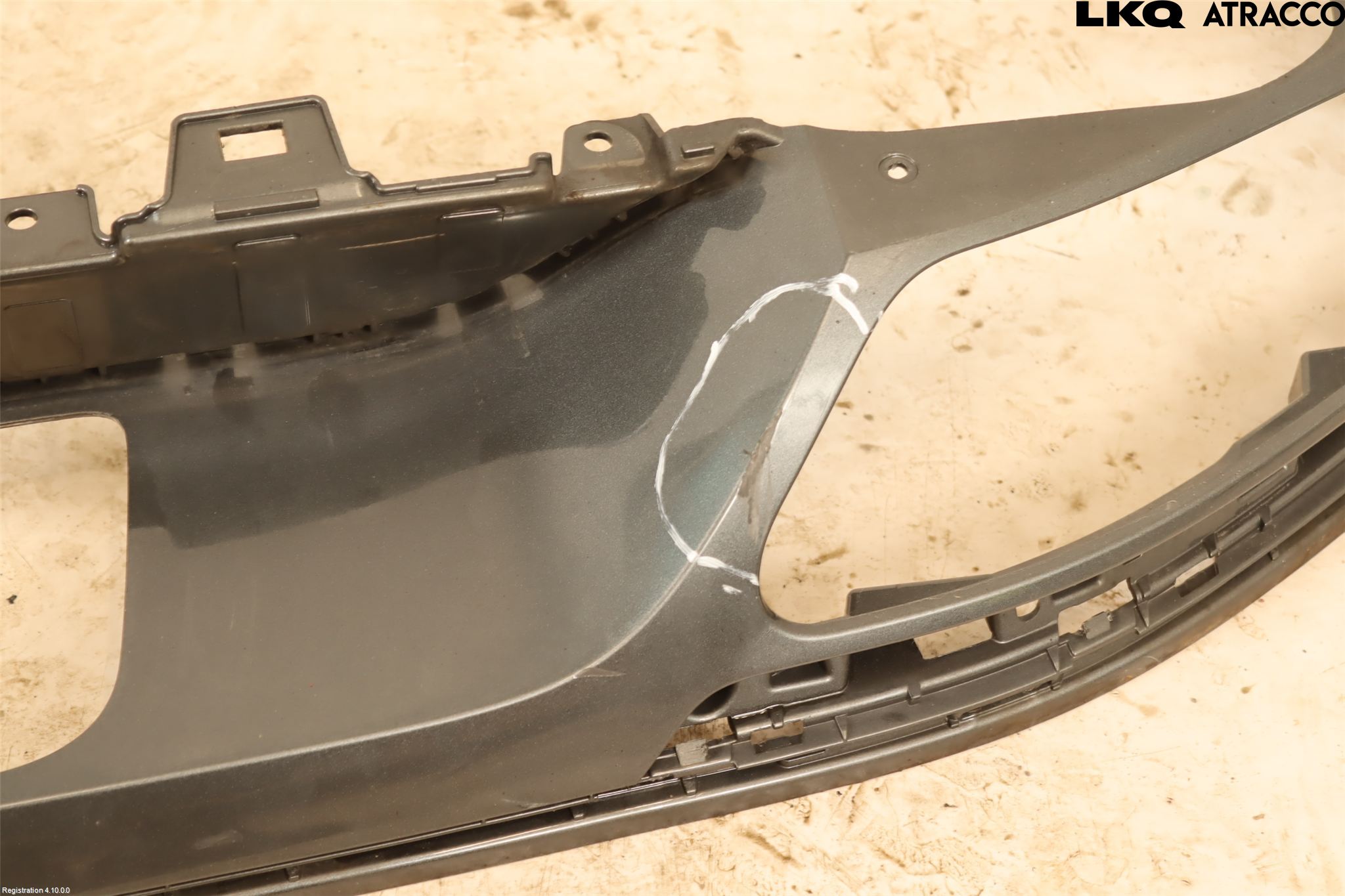 Volkswagen VW PASSAT 15-19 Stötfångardel Bak Mitt