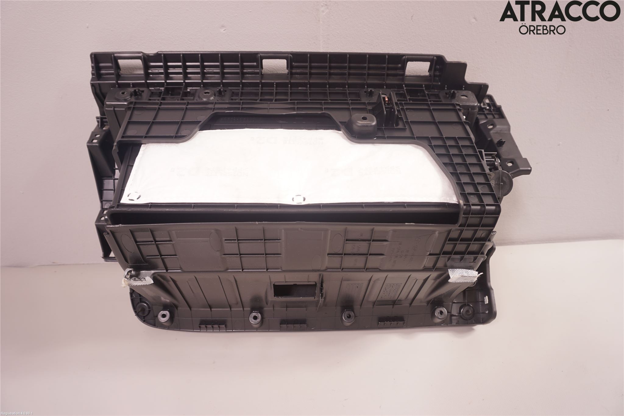 Kia CEED/CEED SW 19- Handskfack Insats