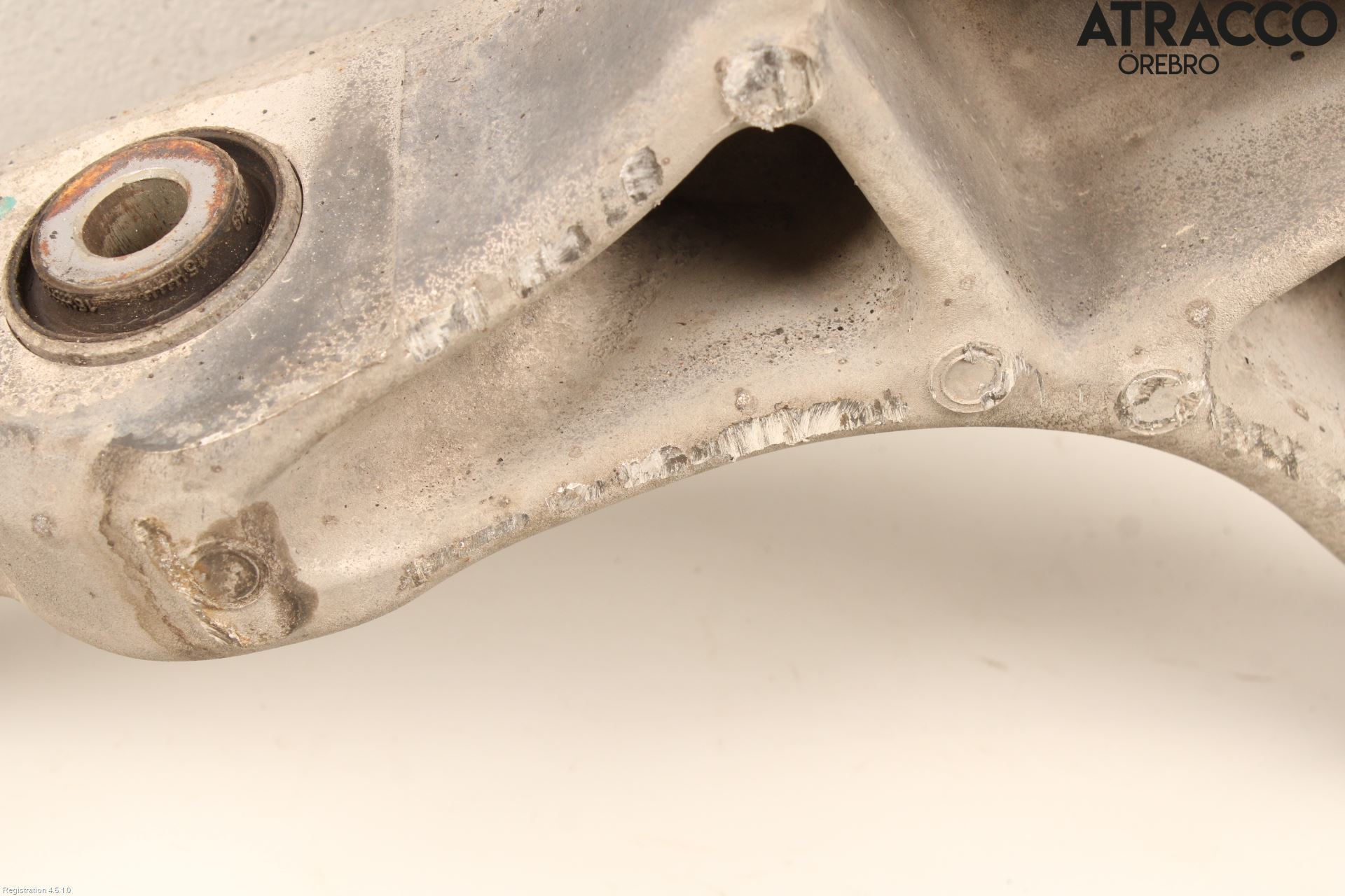 Jeep GRAND CHEROKEE 10-20 Bärarm Fram Undre Vä