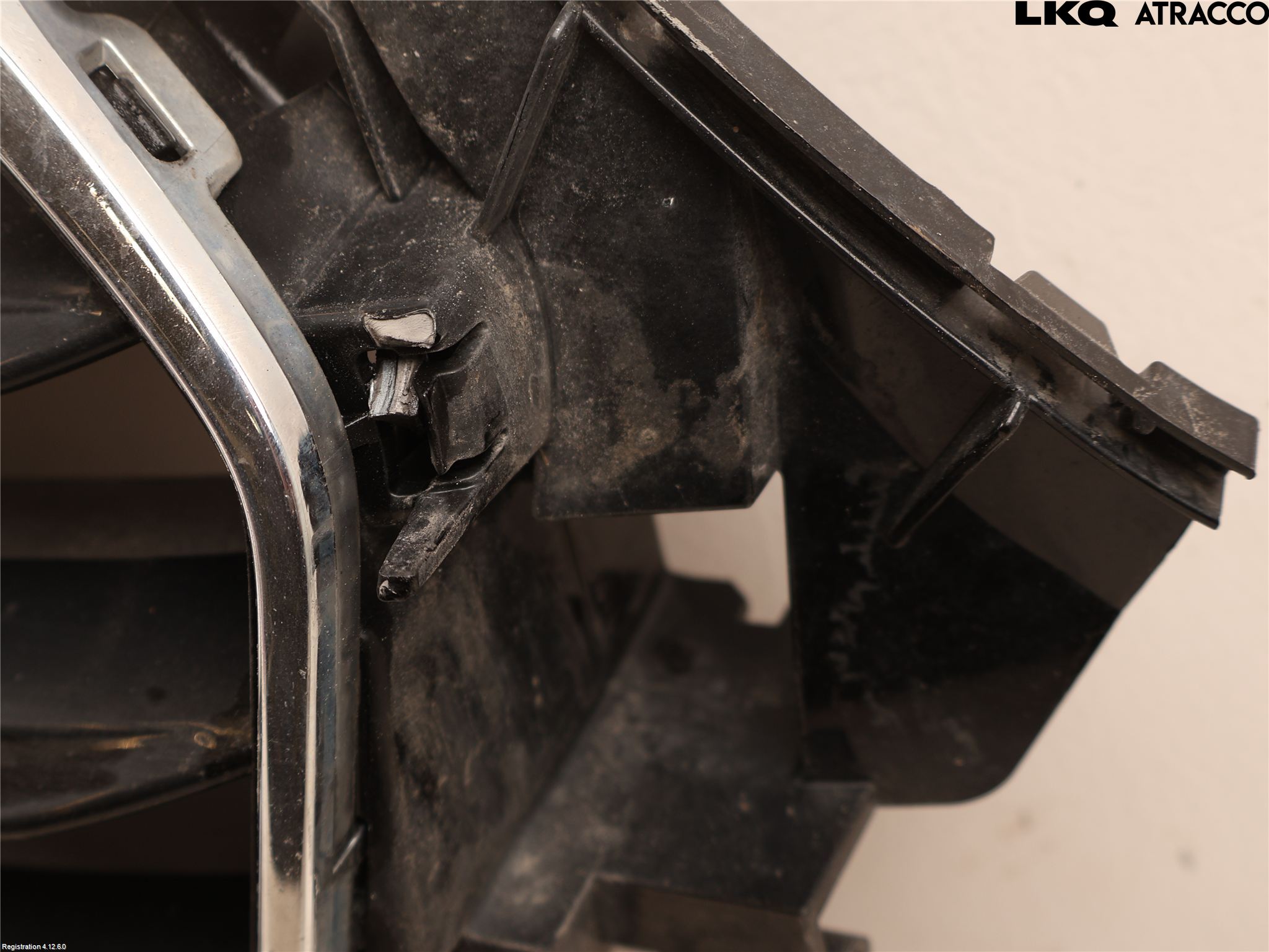 Audi A4/S4 08-11 Grill Komp