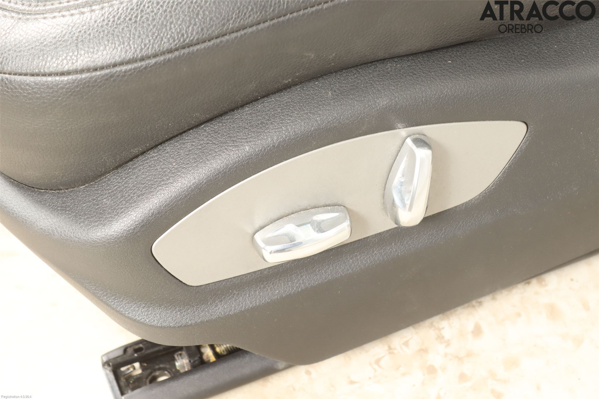 Porsche CAYENNE 03- Inredning Stol Fram Vä