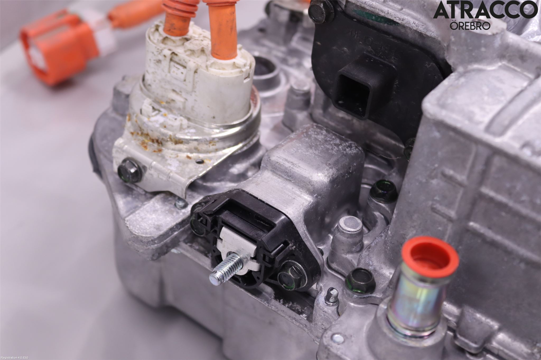 Nissan LEAF 18- Converter