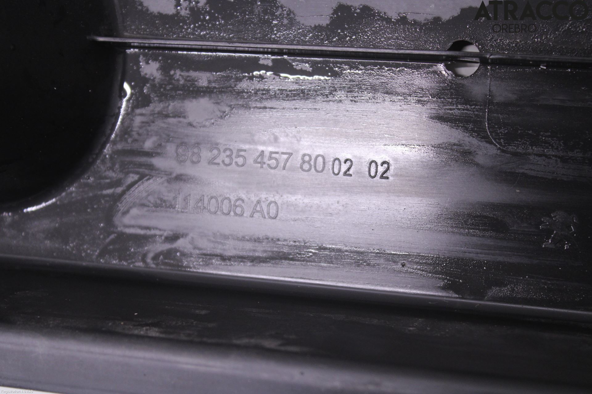 Peugeot 208/E-208 20- Hasplåt Plåt-Plast