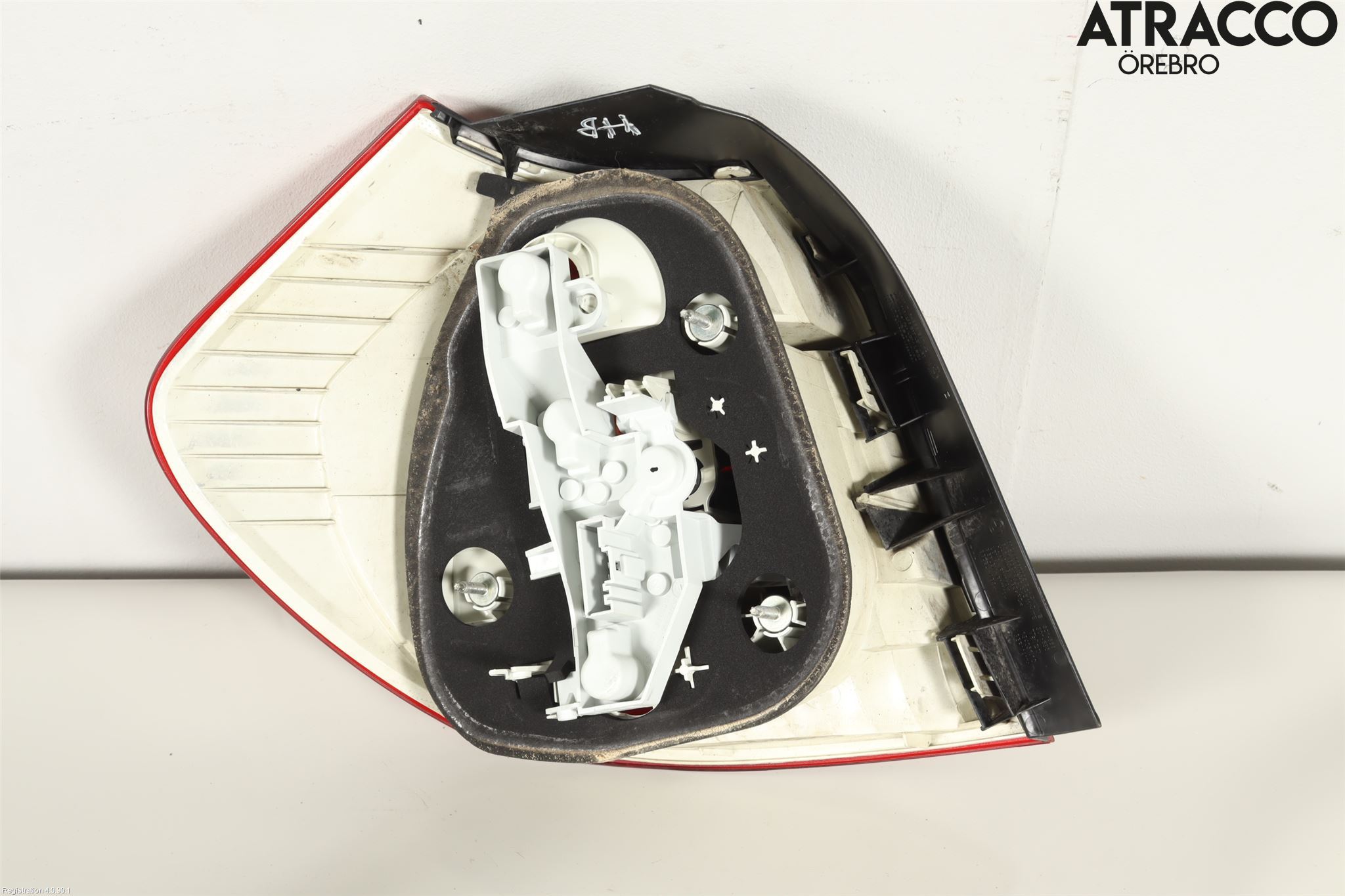 BMW 1 E87/81 5D/3D 03-11 Bakljus Höger