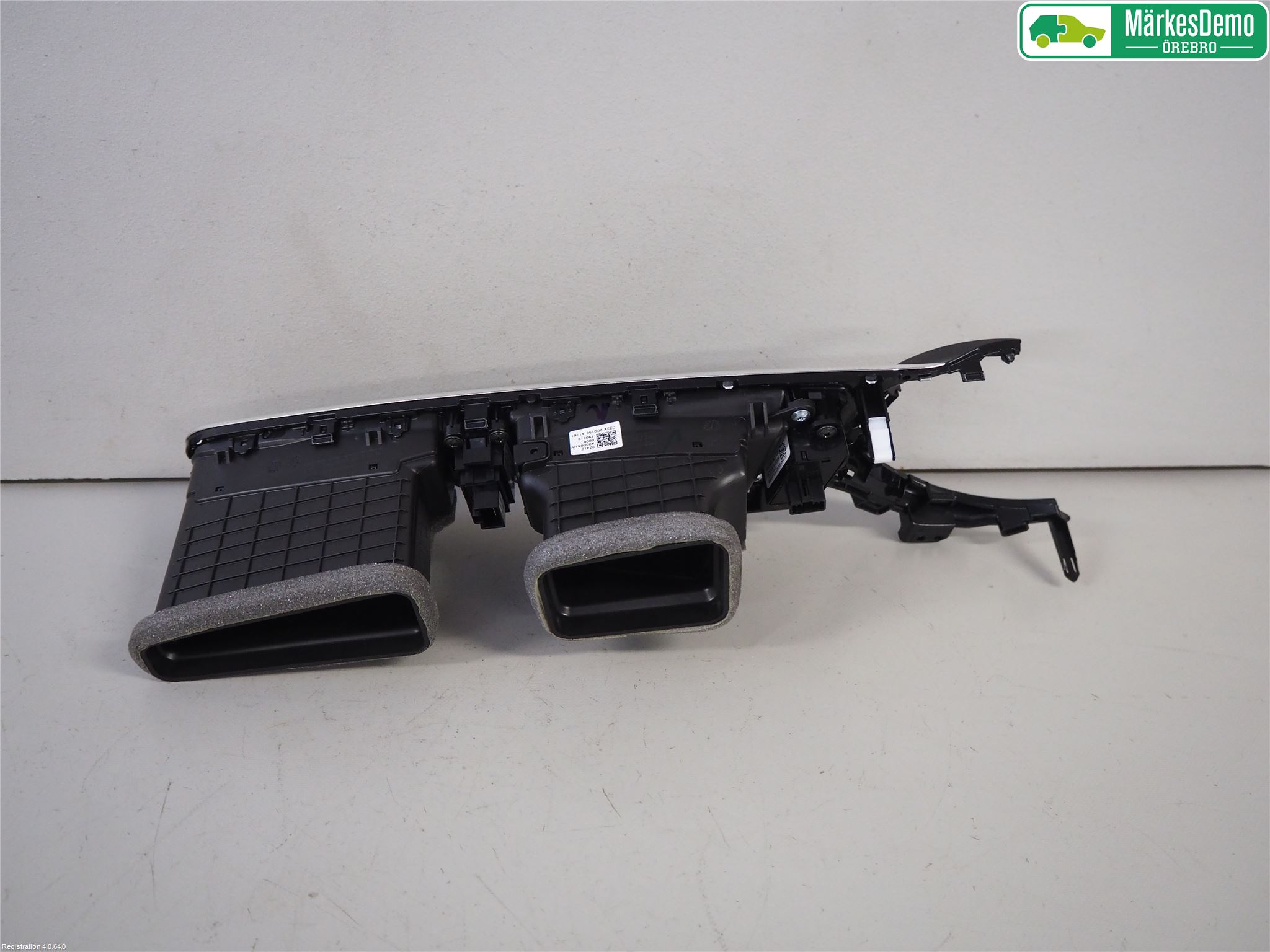 Kia CEED 12-18 Defrosterkanal-Munstycke