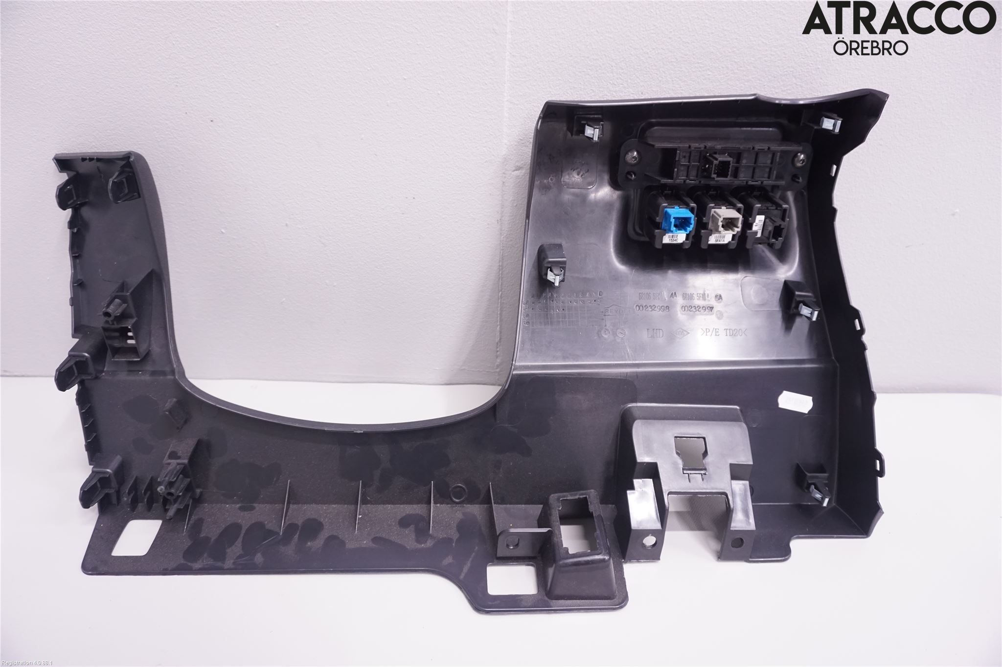 Nissan MICRA 17- Instrumentbräda Sparkskydd