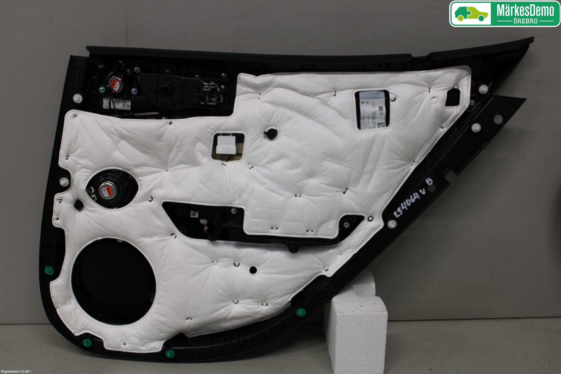 Kia STINGER 18- Dörrklädsel Vä