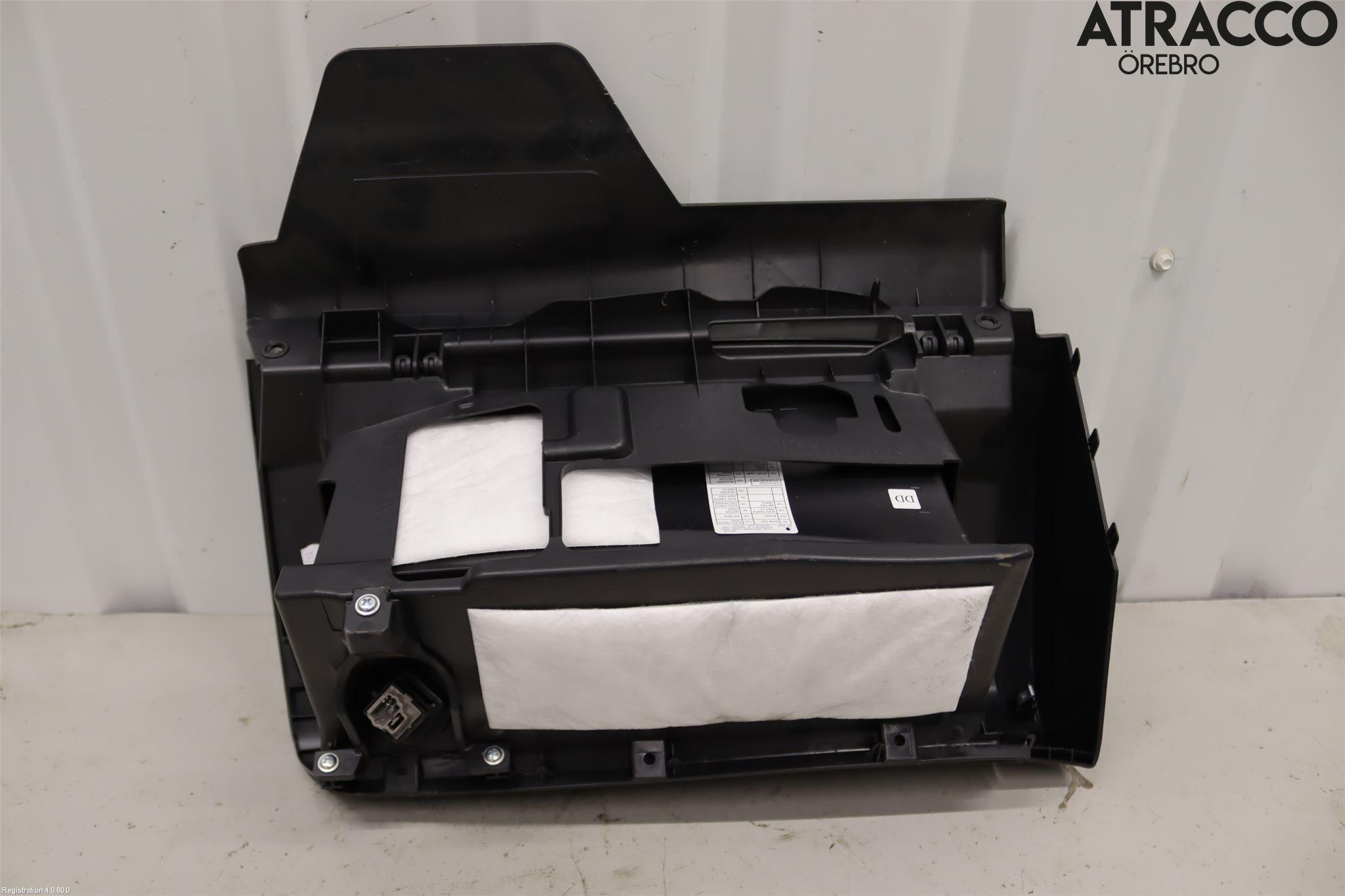 Nissan NAVARA, TREK-1 17-21 Handskfack