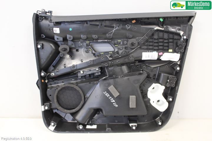 Peugeot 5008 17-24 Dörrklädsel Vä