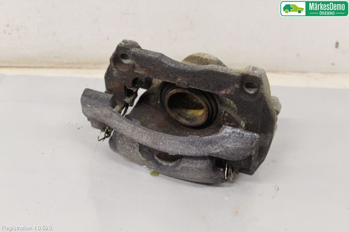 Nissan QASHQAI 14-17 Bromsok Fram Vänster