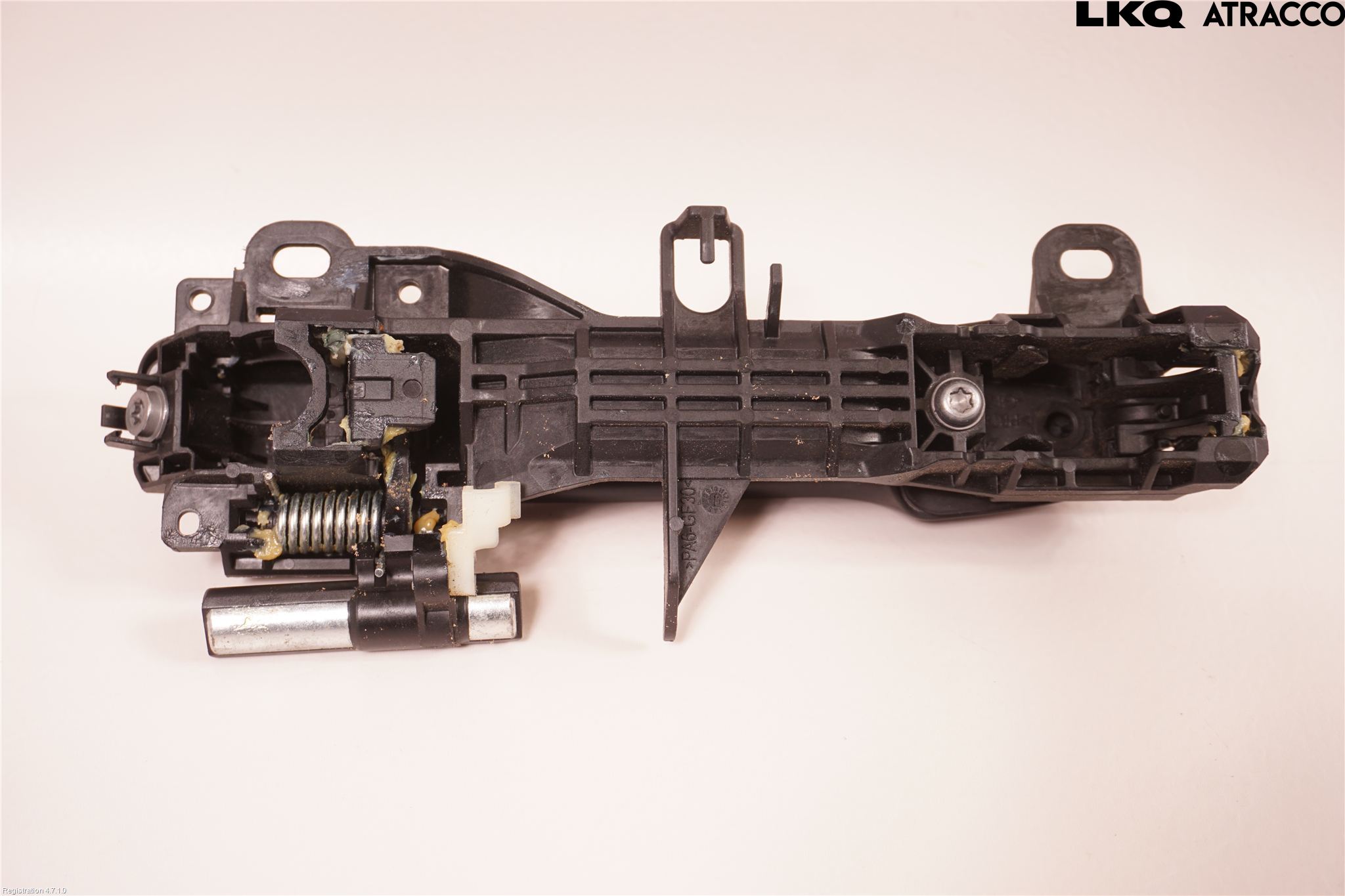 Toyota YARIS XP130 12-14 Dörrhandtag Yttre Hö