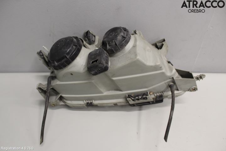Saab 9-5 -05 Strålkastare Vänster