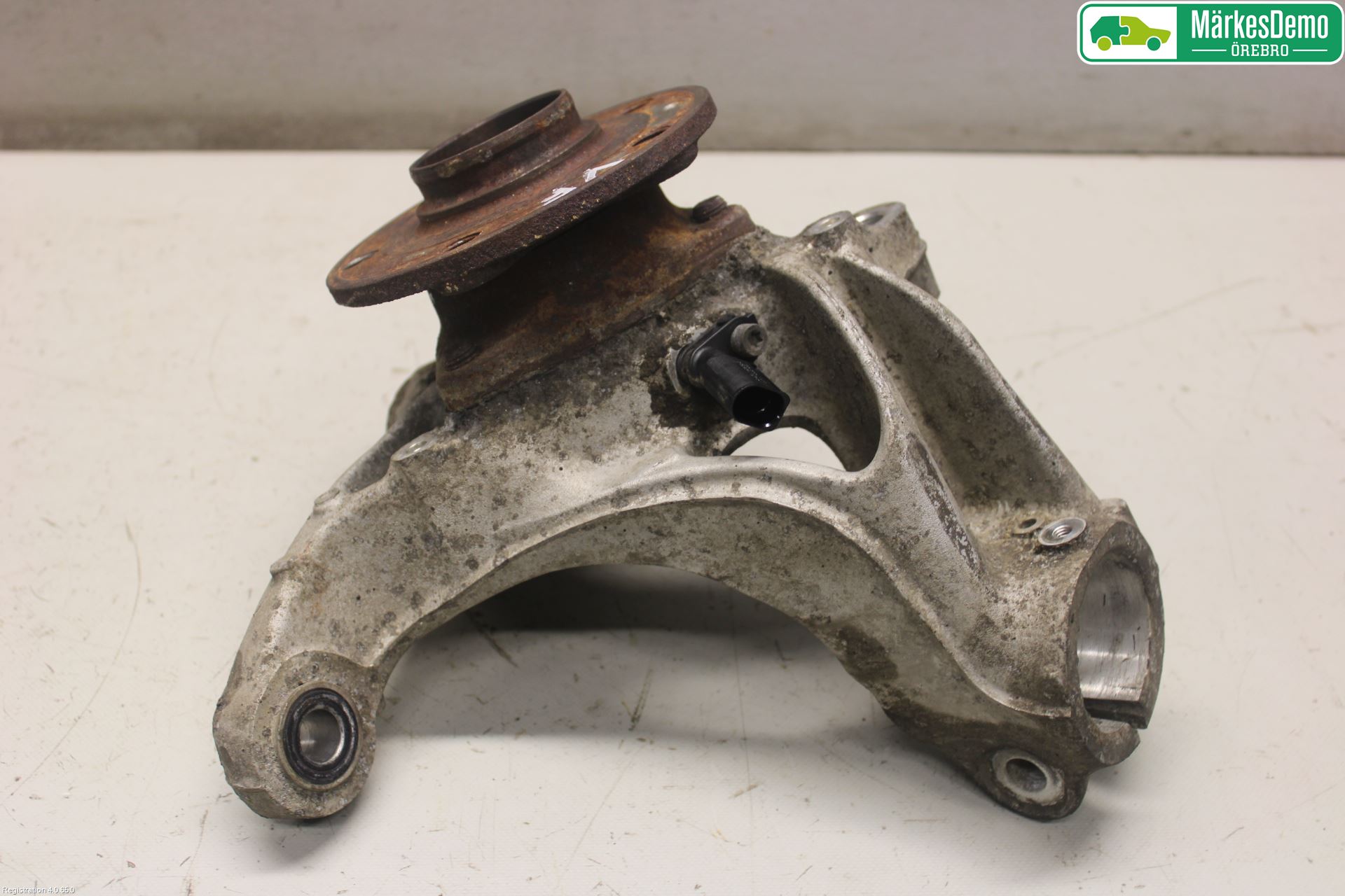 Seat LEON 13-20 Styrspindel Lagerhus Vä