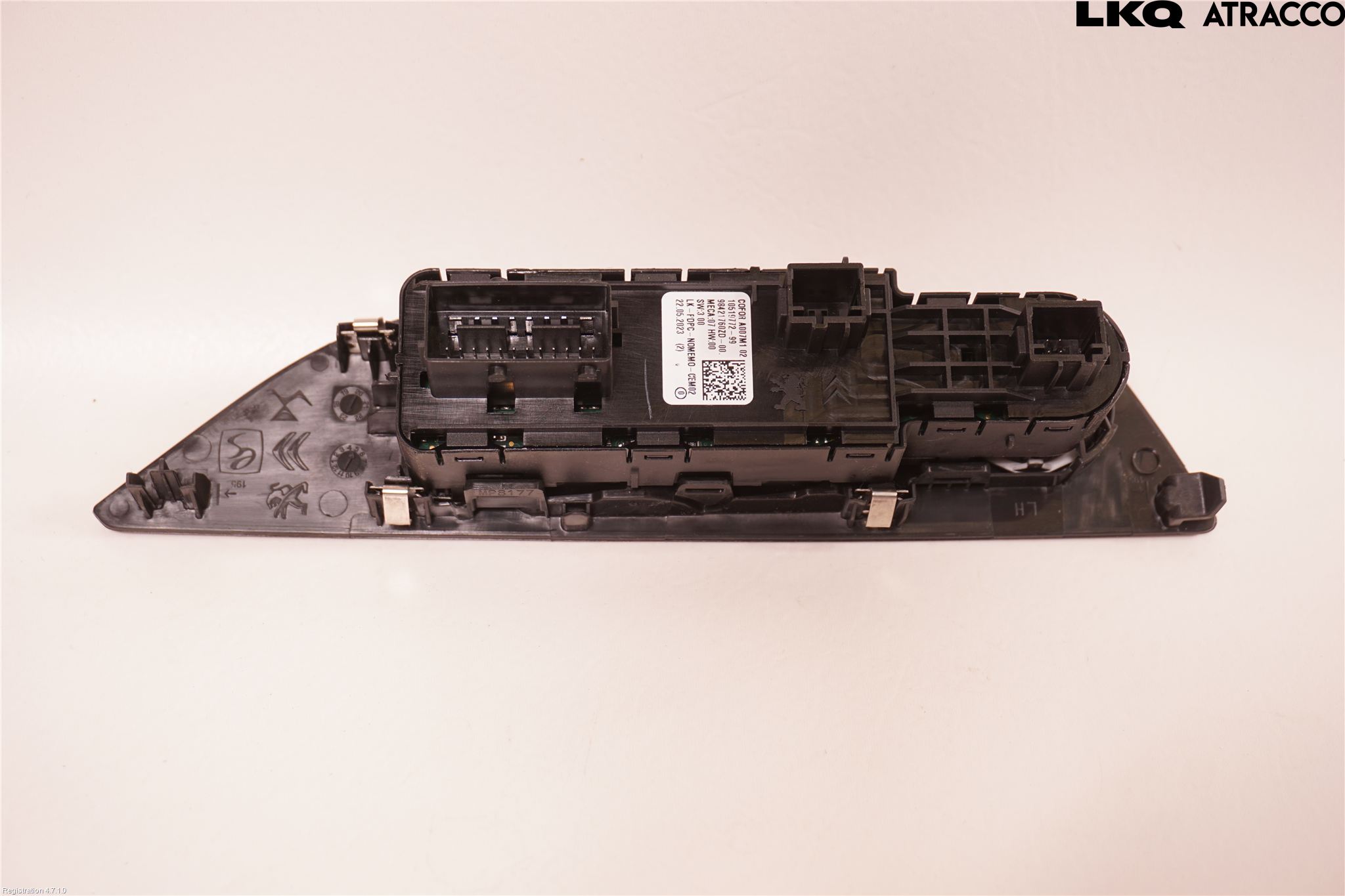 Peugeot 2008/E-2008 20- Strömställare Elhiss