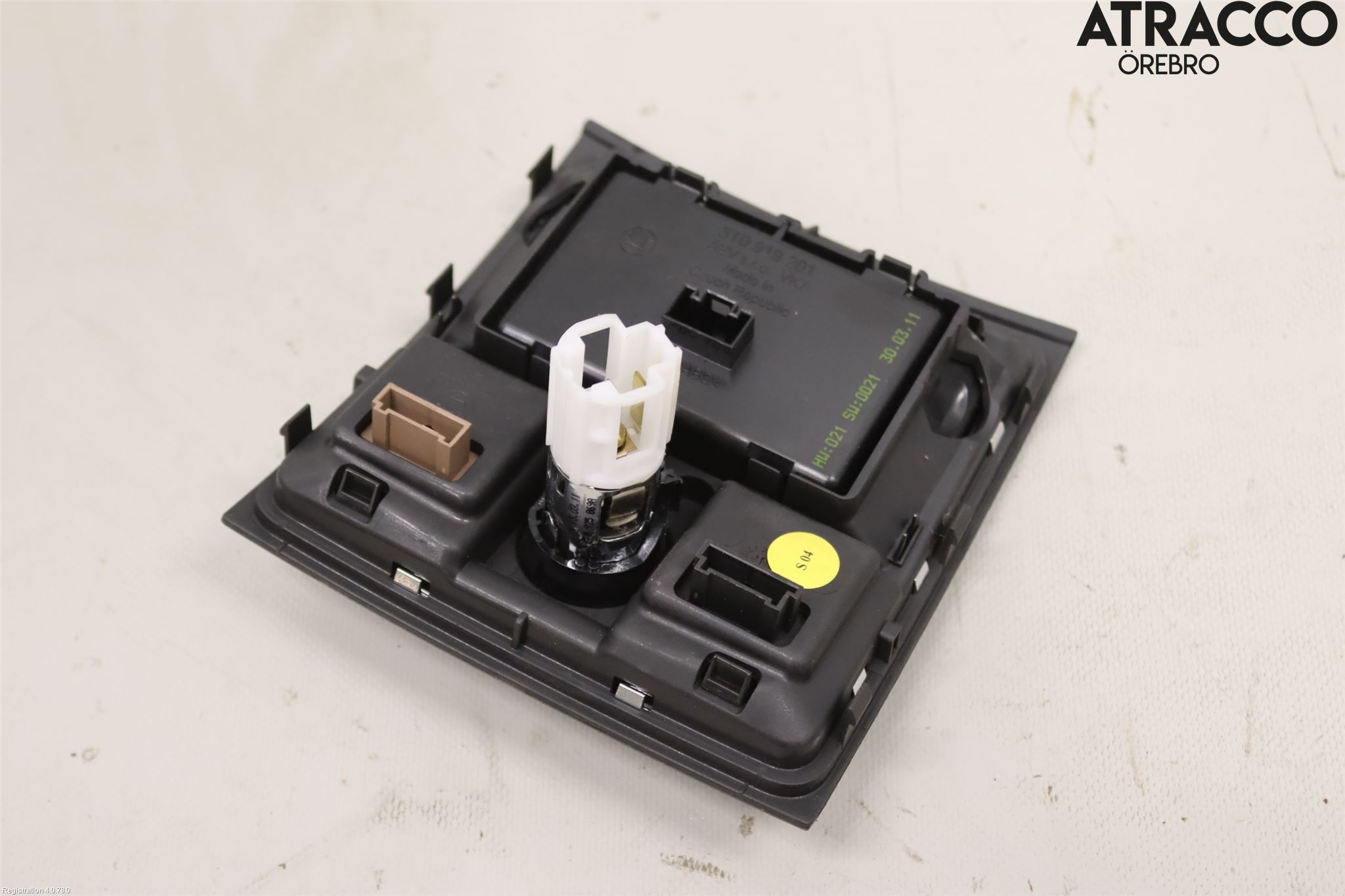 Skoda SUPERB 09-15 Instrument Klocka
