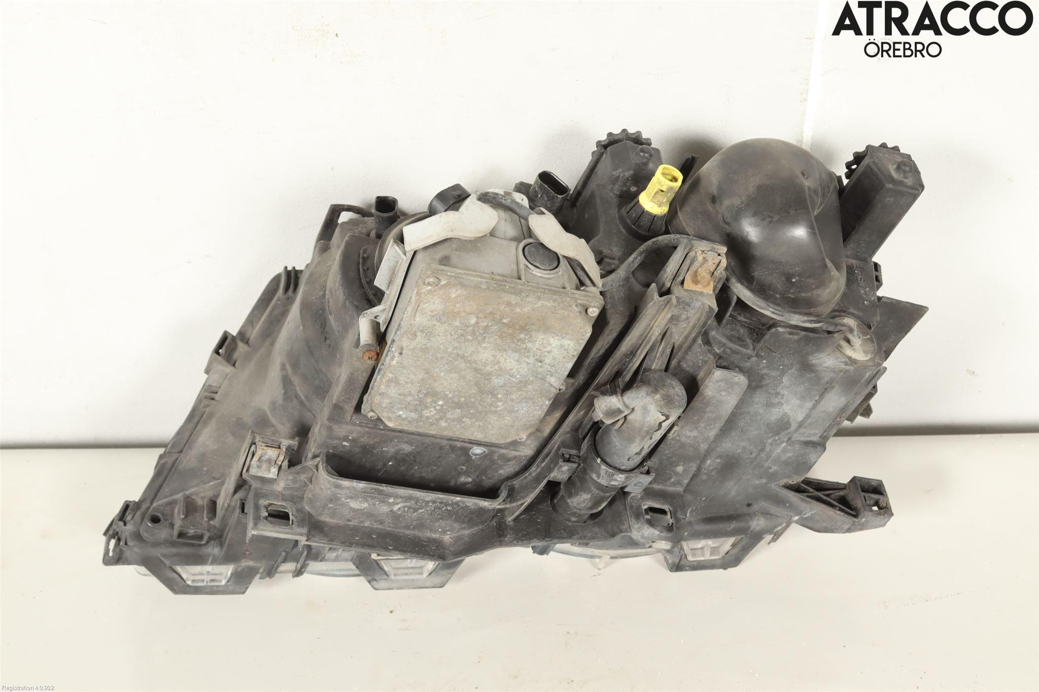 BMW 3 E46      98-05 Strålkastare Höger