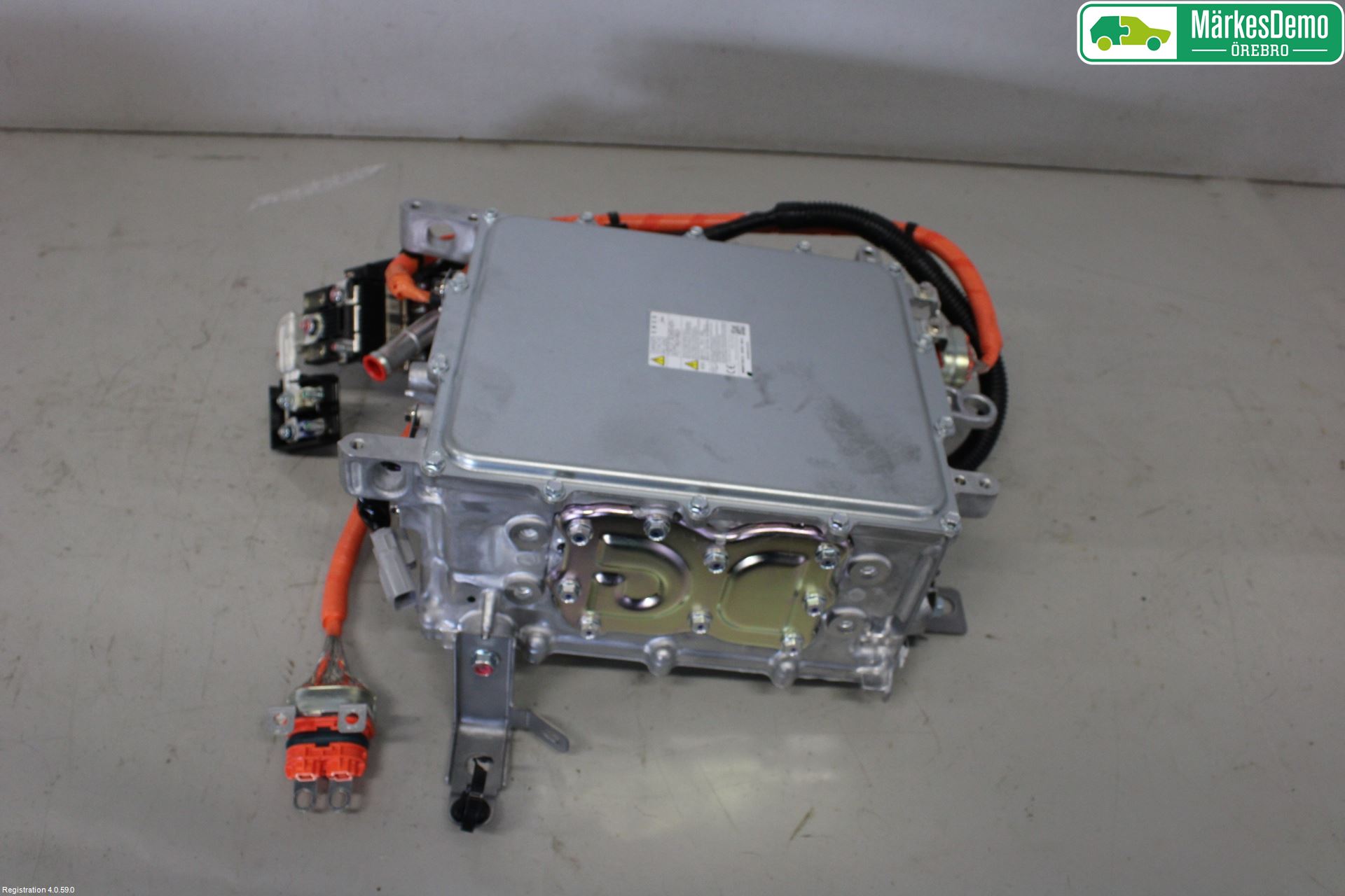 Mitsubishi OUTLANDER 13-21 Hybridconverter