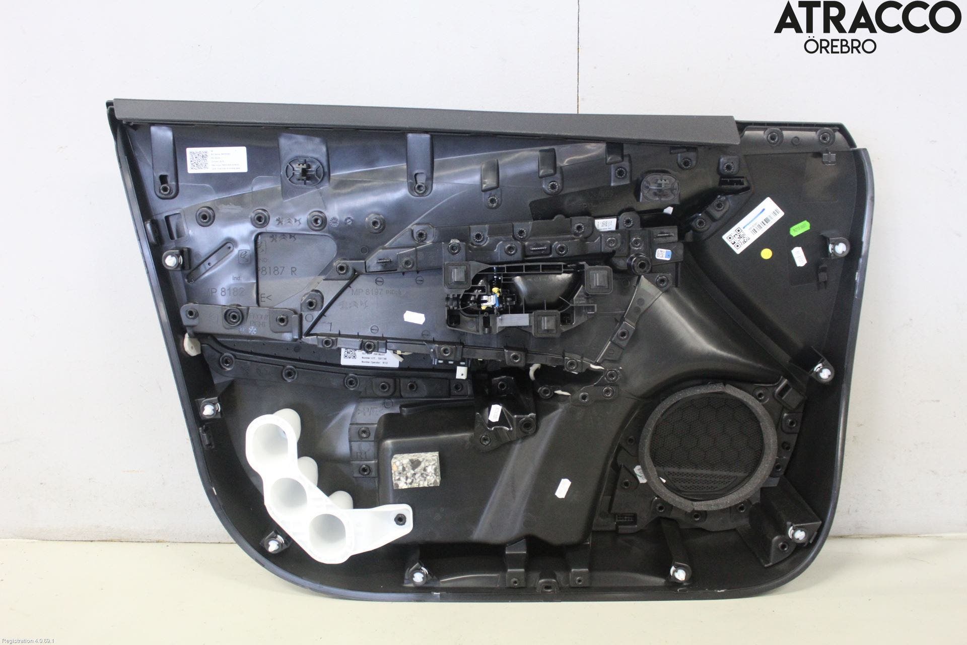 Peugeot 2008/E-2008 20- Dörrklädsel Hö