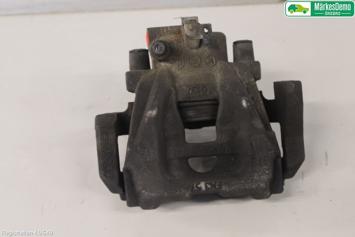 Fiat DOBLO CARGO Bromsok Fram Höger