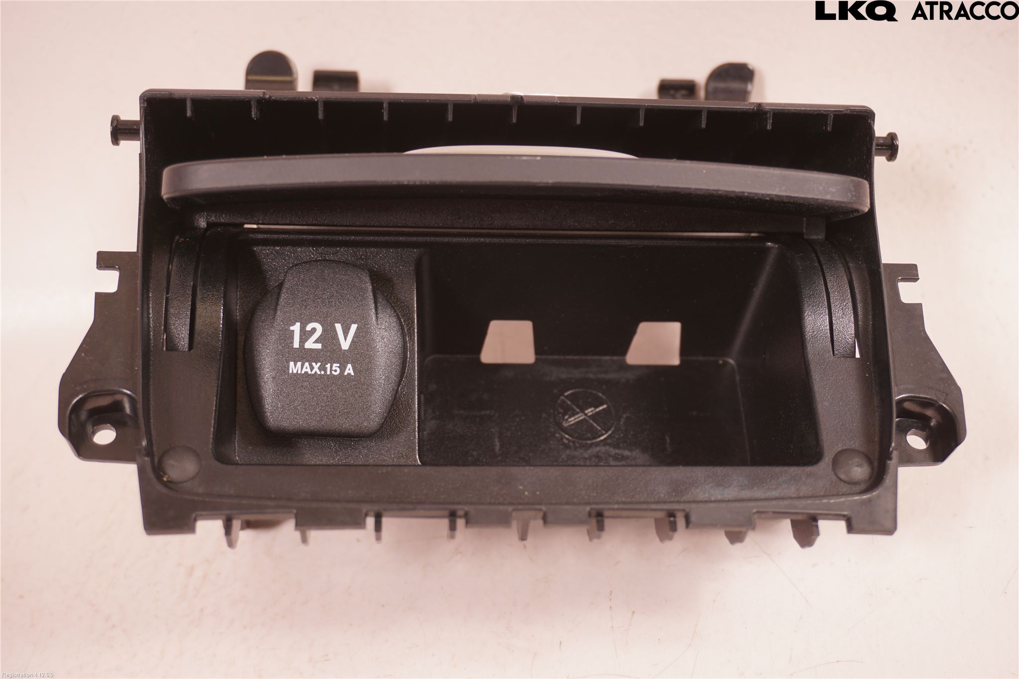 Mercedes-Benz MB CLA-KLASS (C117/X117) 13-19 Instrumentbräda Förvaringsfack