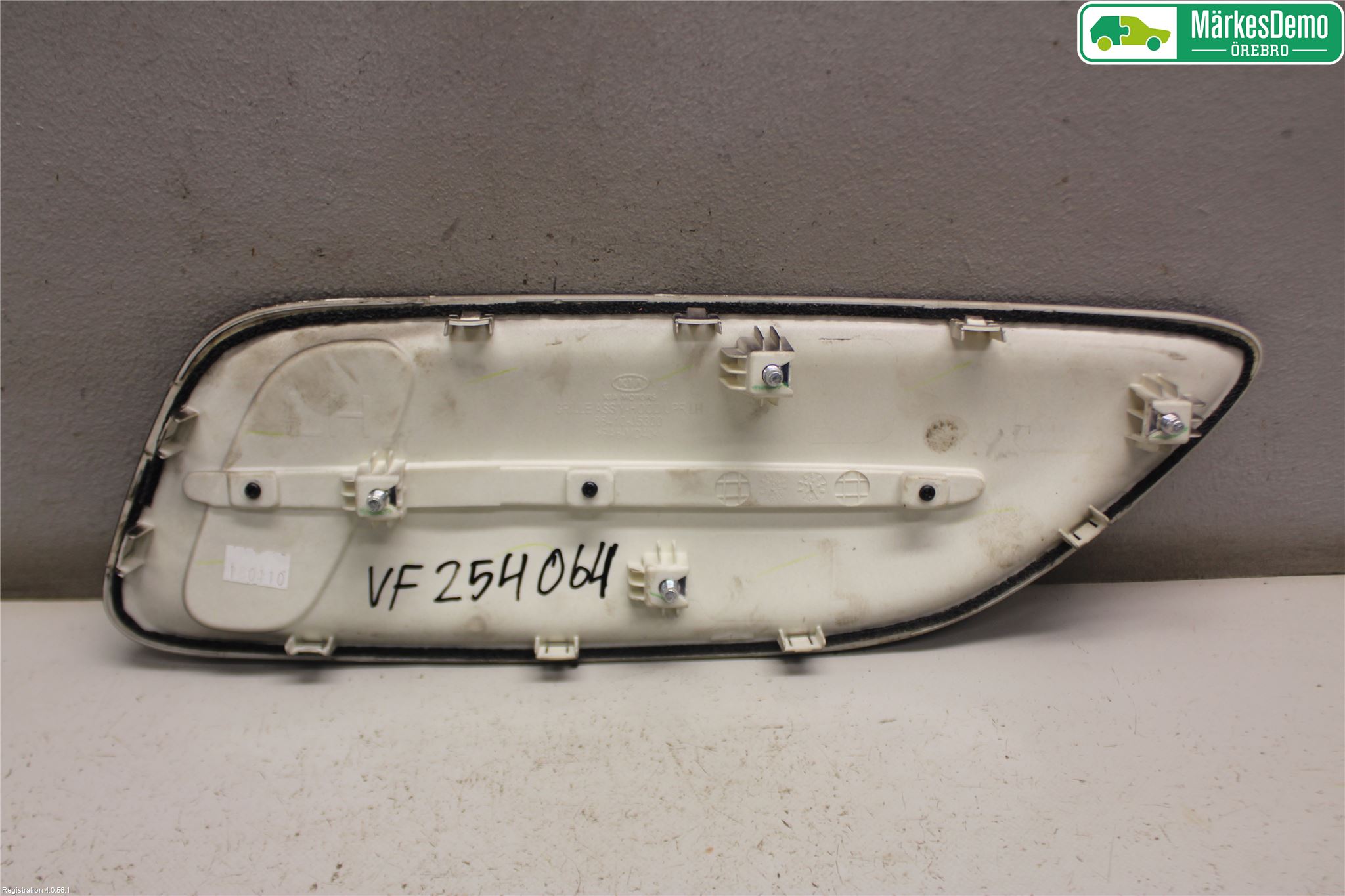 Kia STINGER 18- Front Övrigt