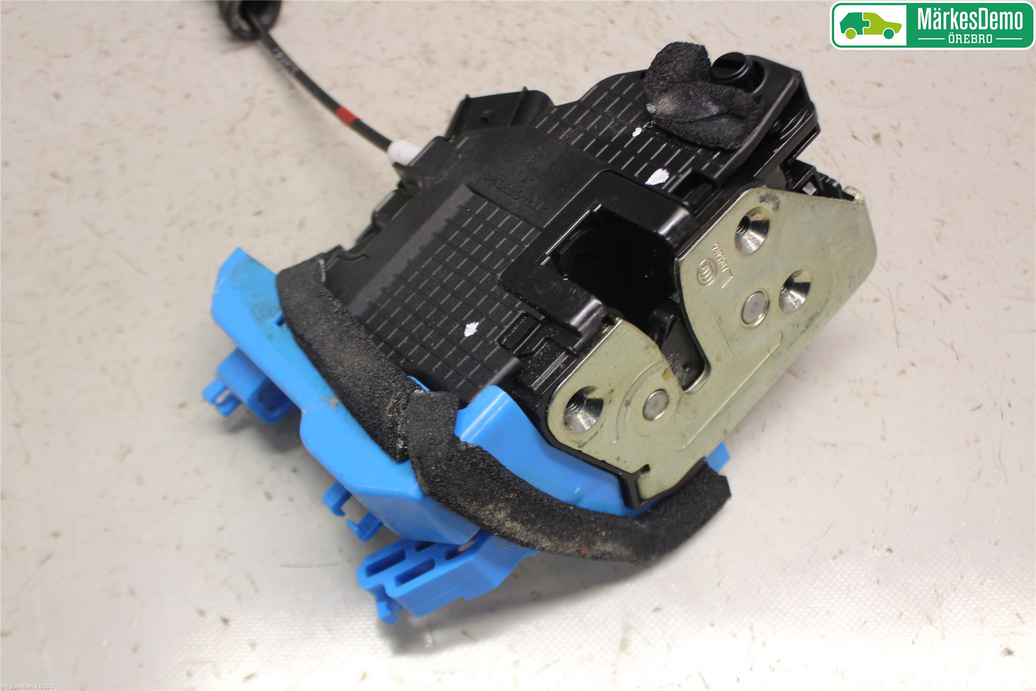 Kia CEED 12-18 Låskista-Dörrlås