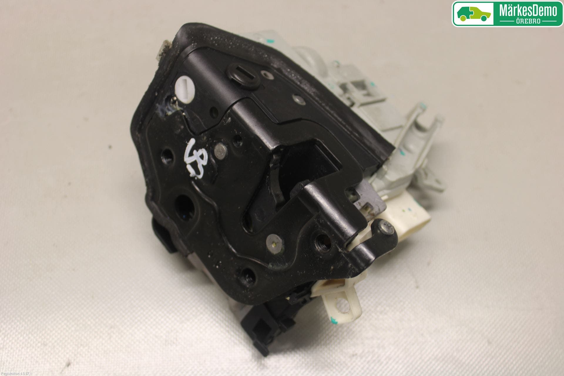 Audi A4/S4 08-11 Låskista-Dörrlås