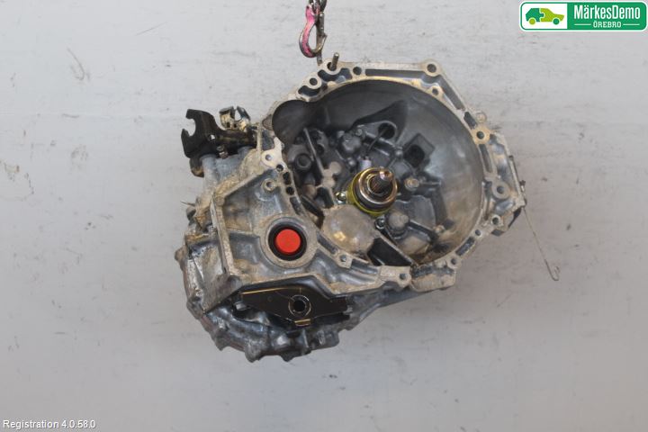 Toyota VERSO-S 11-16 Växellåda Man 6 Vxl