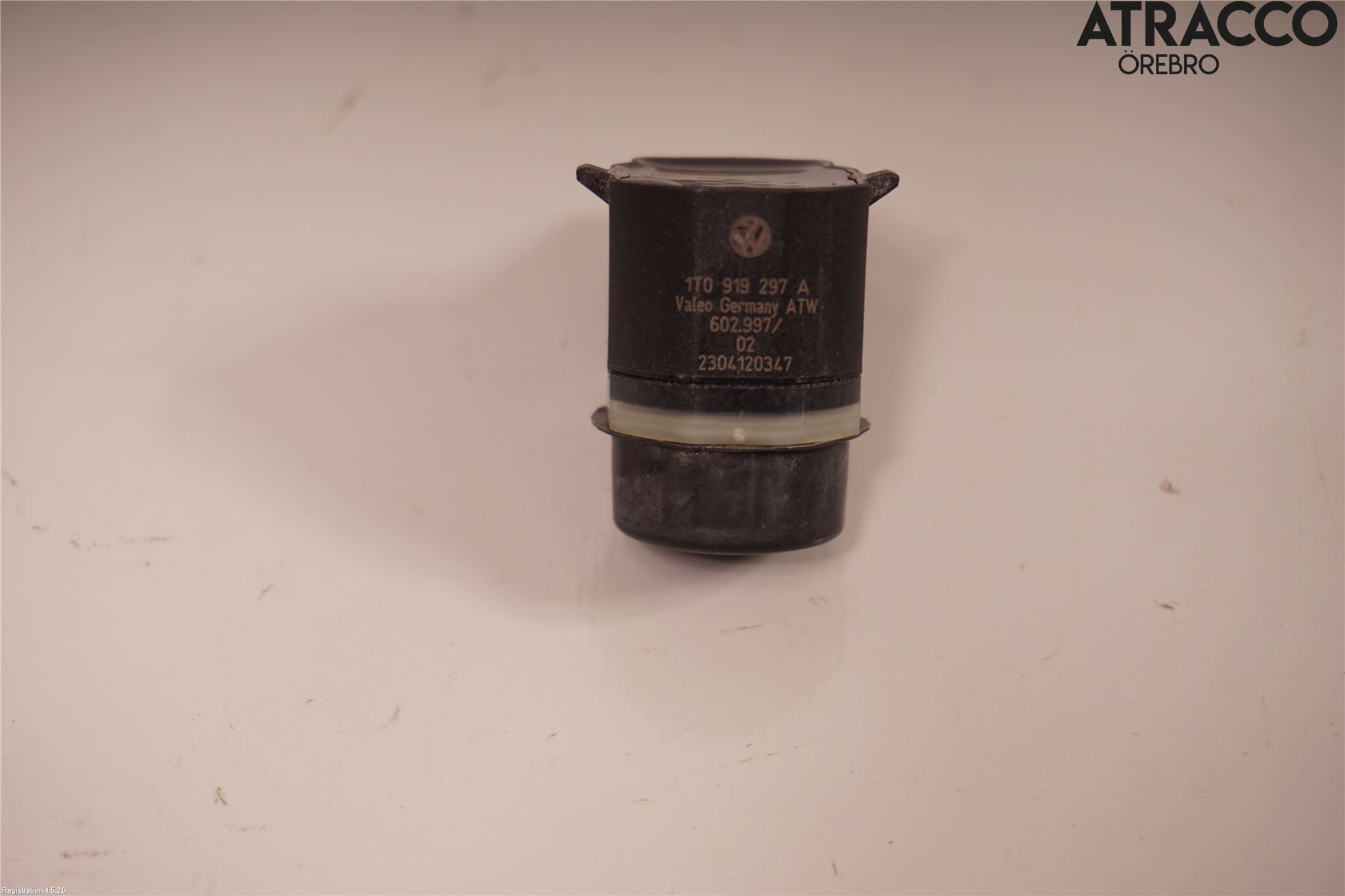 Skoda SUPERB 09-15 Parkeringshjälp Frontsensor