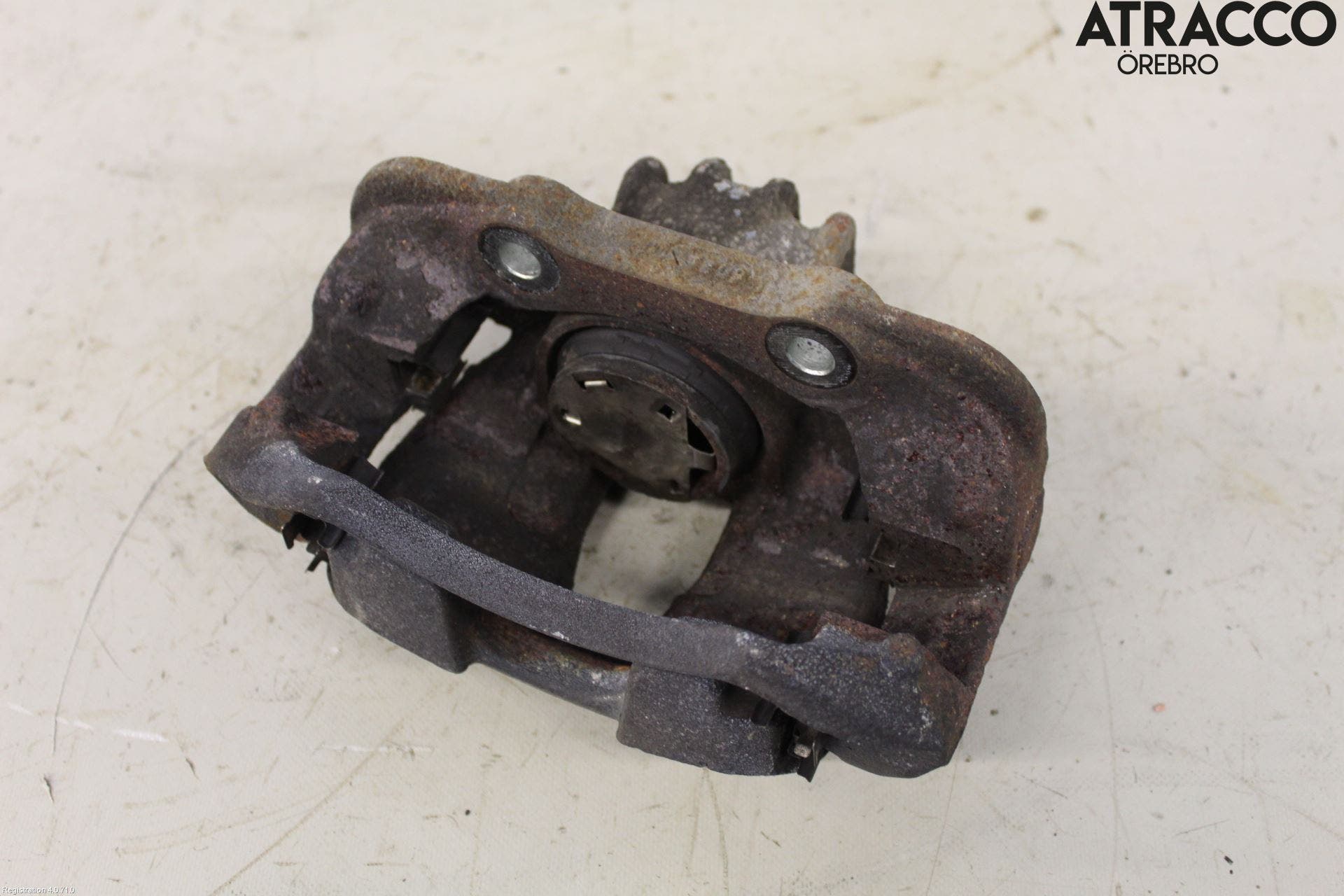 Peugeot 3008 09-16 Bromsok Fram Höger