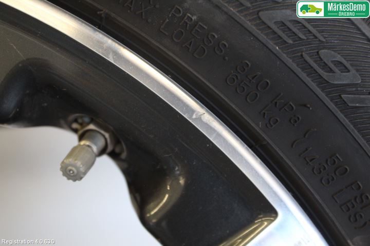 Nissan PULSAR Sommardäck Med Fälg