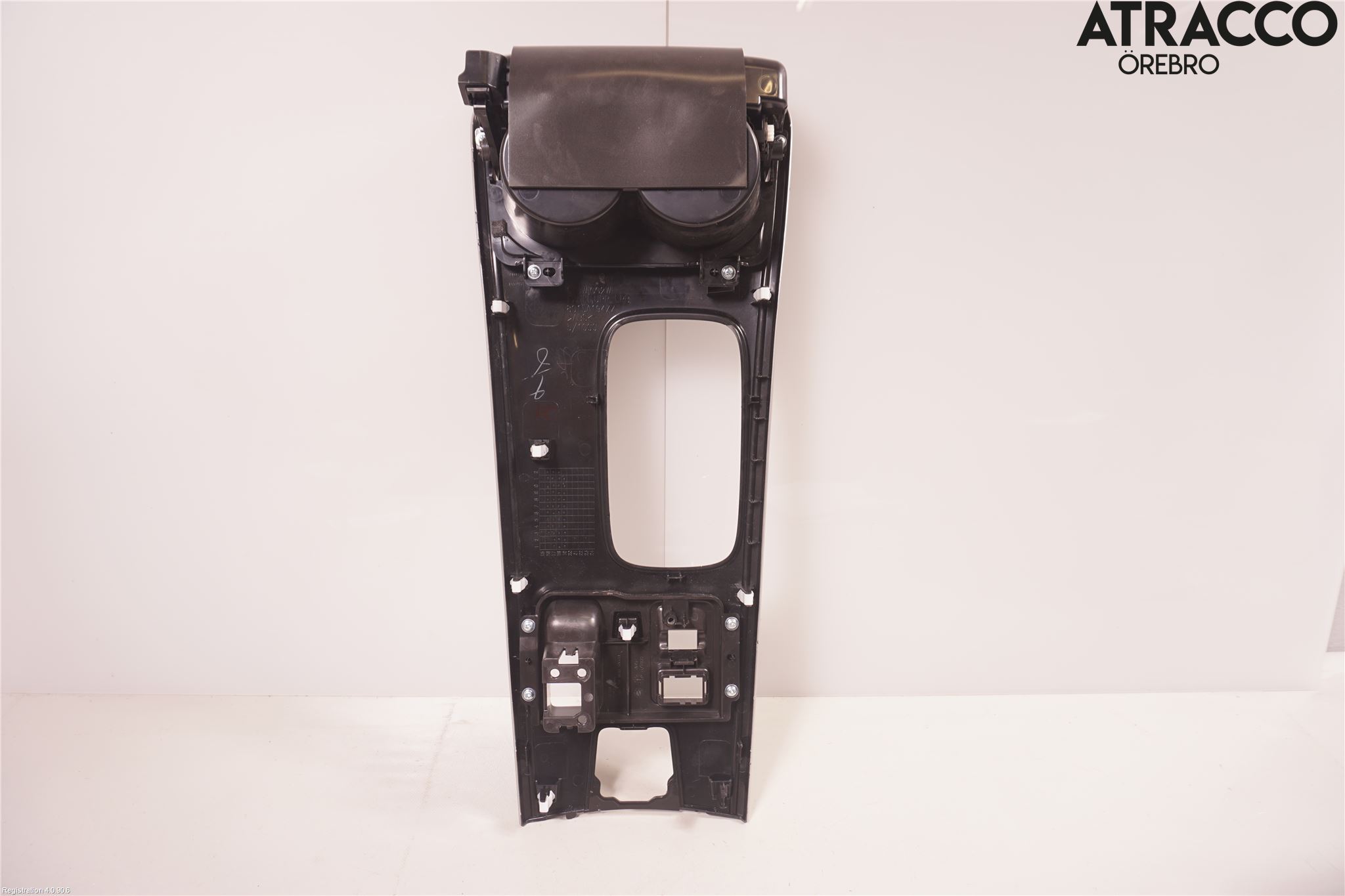 Mitsubishi OUTLANDER 13-21 Instrumentkonsoll Golv