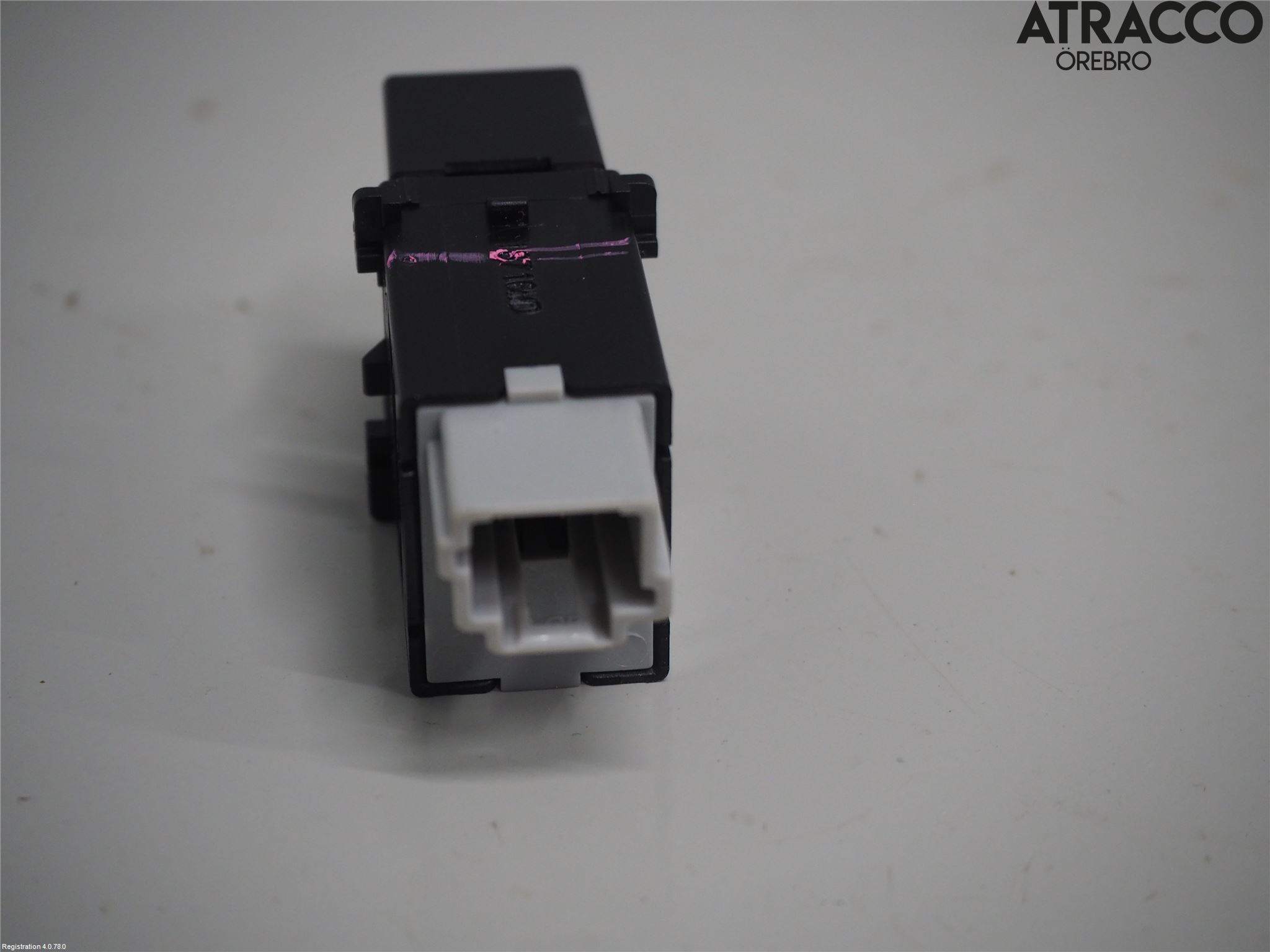 Subaru OUTBACK 15-20 Strömställare Övrigt