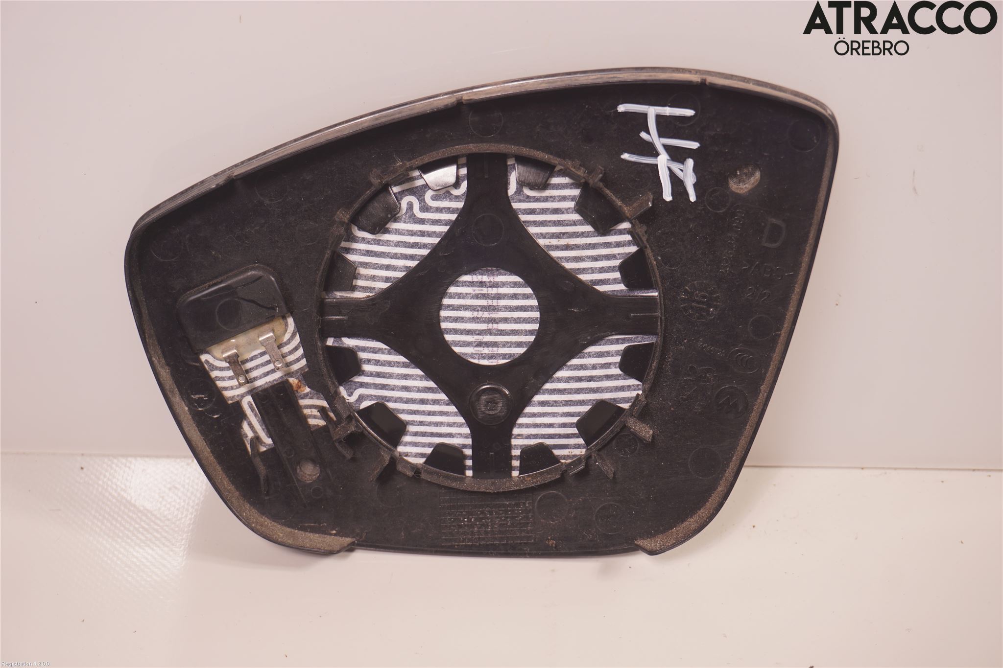 Peugeot PEUGOT 208 16-19 Spegelglas Hö