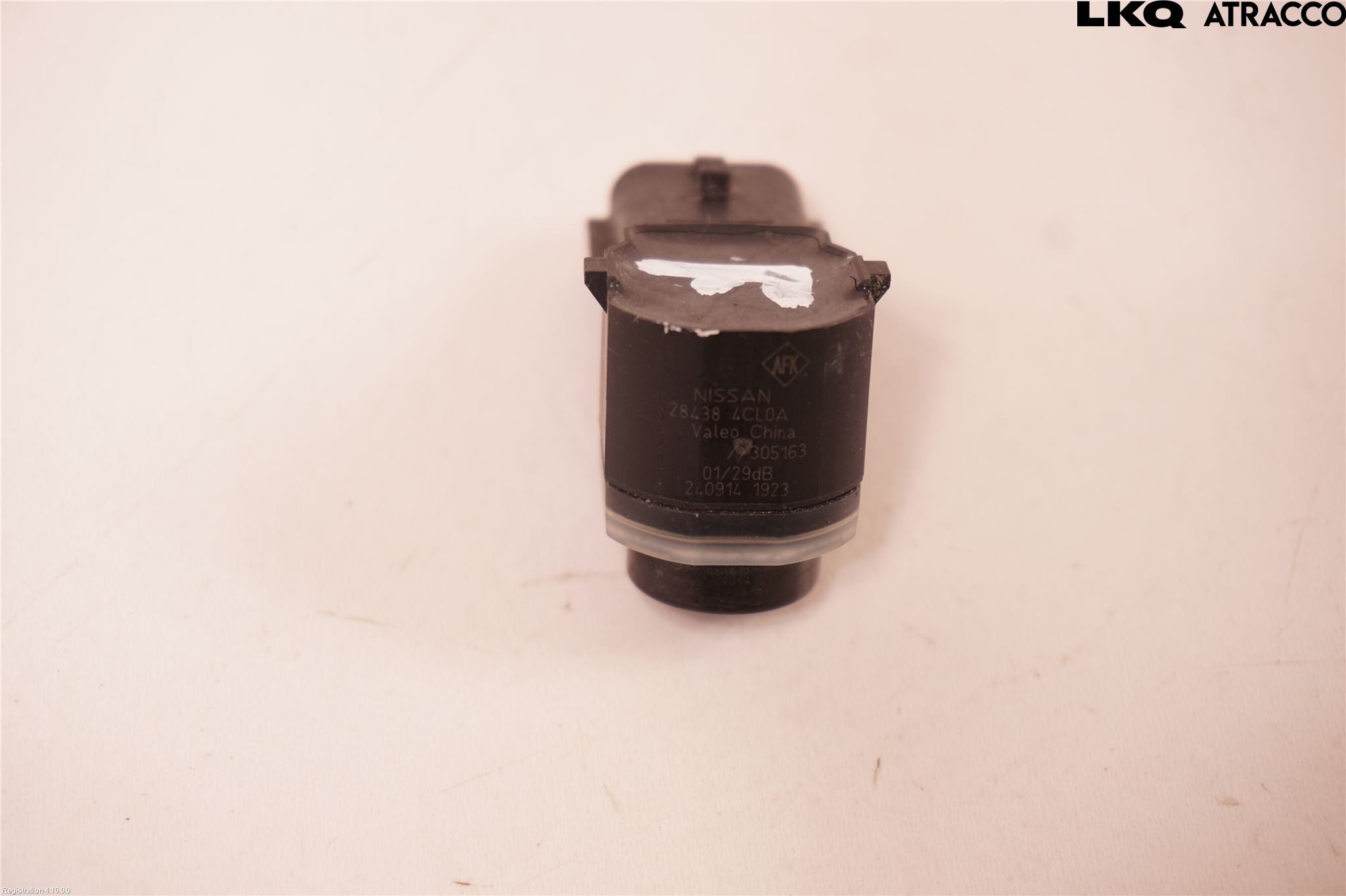 Nissan X-TRAIL 14-21 Parkeringshjälp Frontsensor