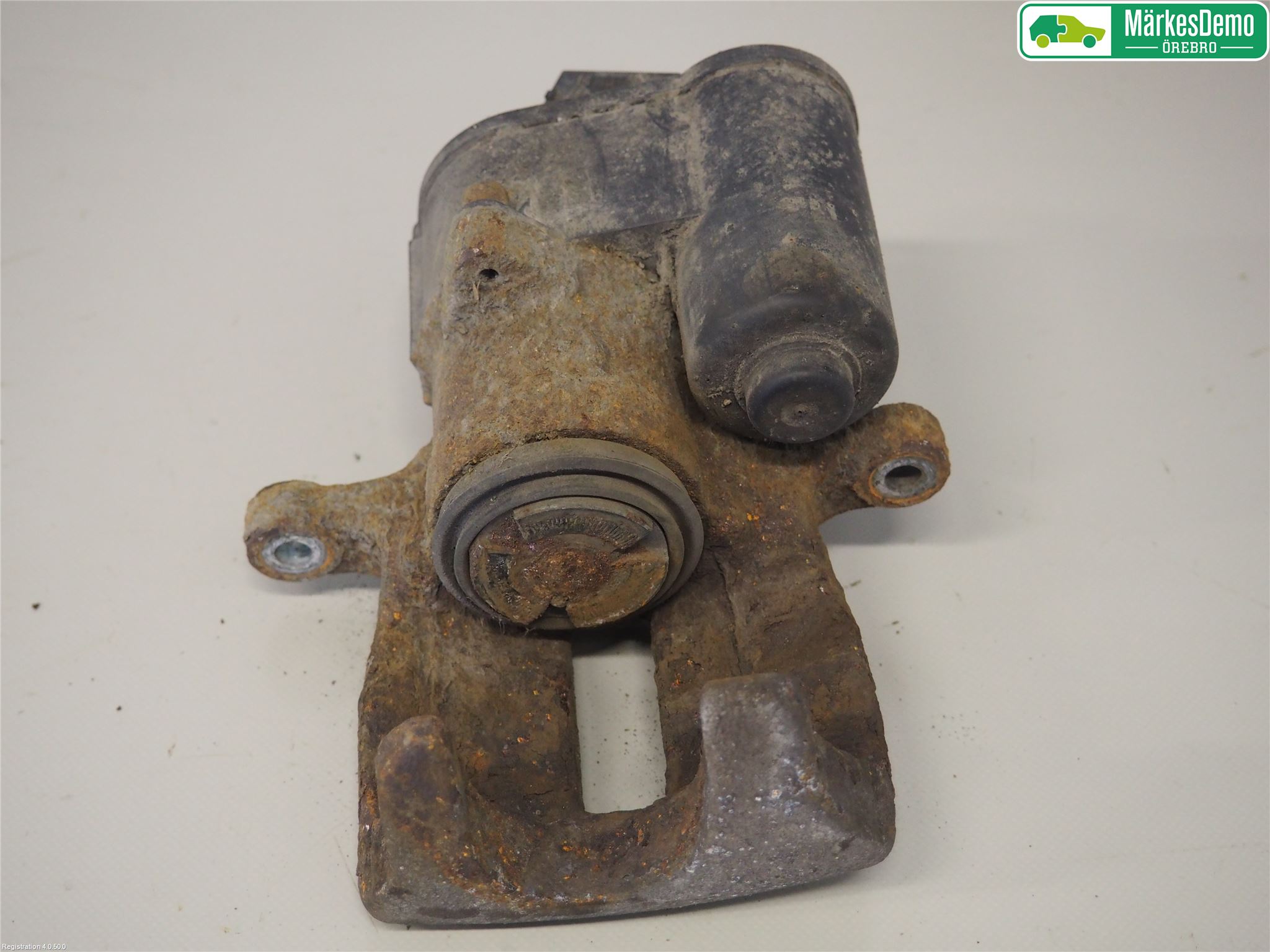 Volkswagen VW PASSAT 11-14 Bromsok Bak Höger