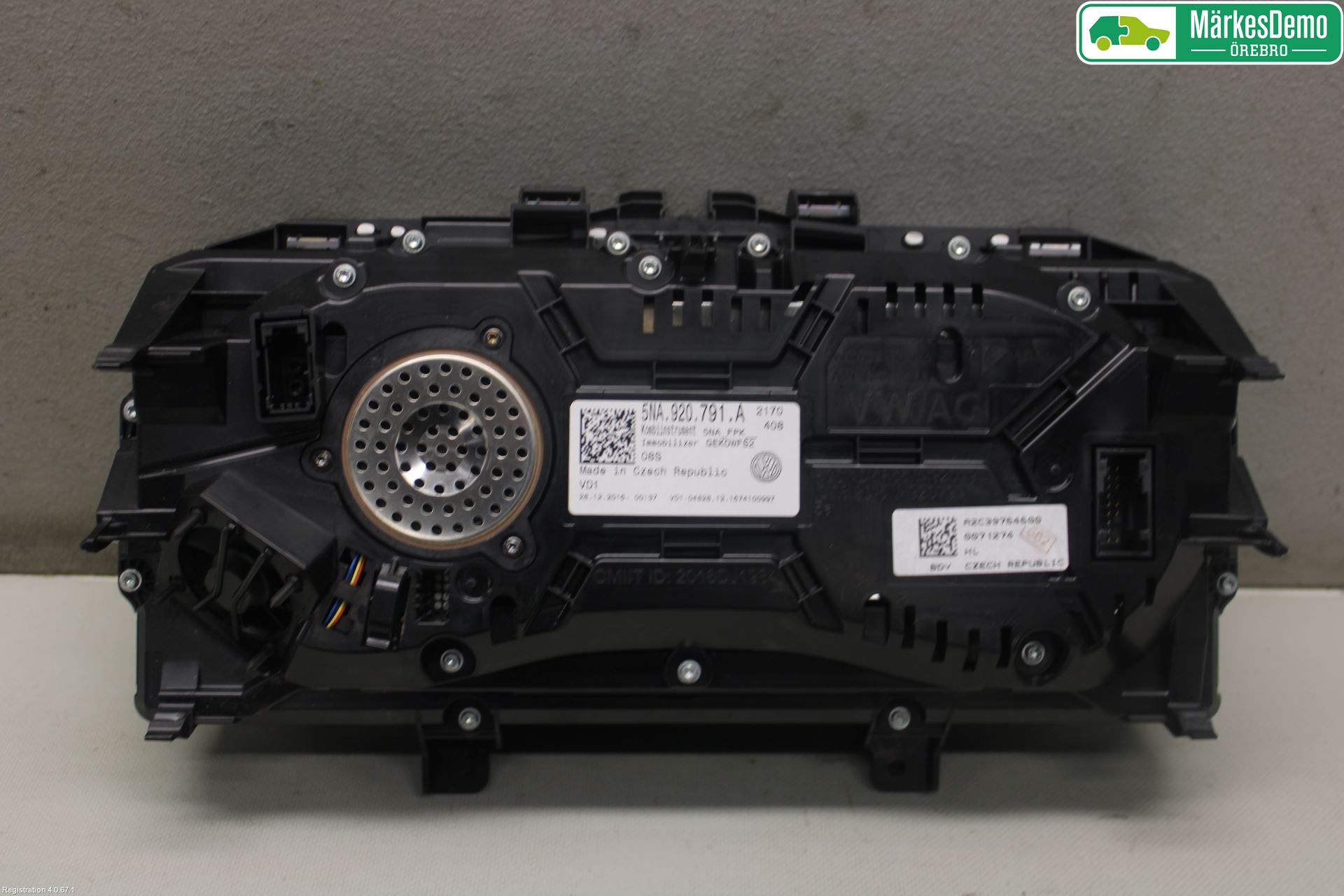 Volkswagen VW TIGUAN 16-24 Instrument Komb