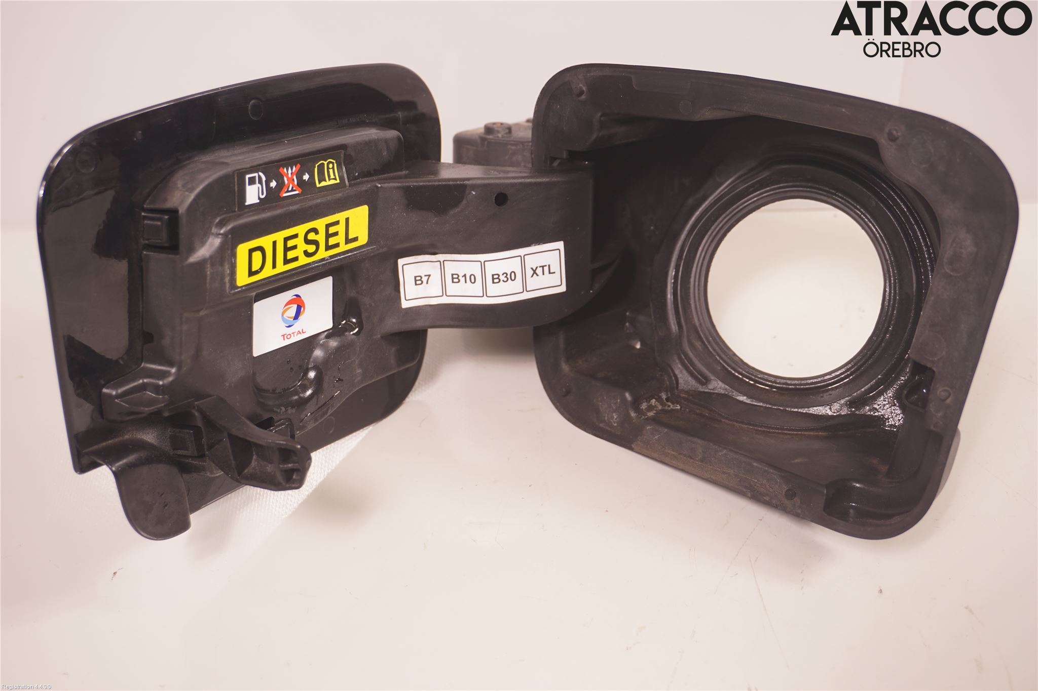 Peugeot EXPERT/E-EXPERT 17- Tanklucka