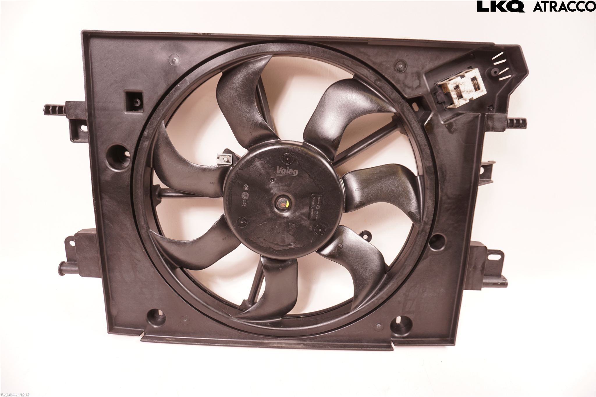 Dacia DUSTER 10-17 Kylfläkt El