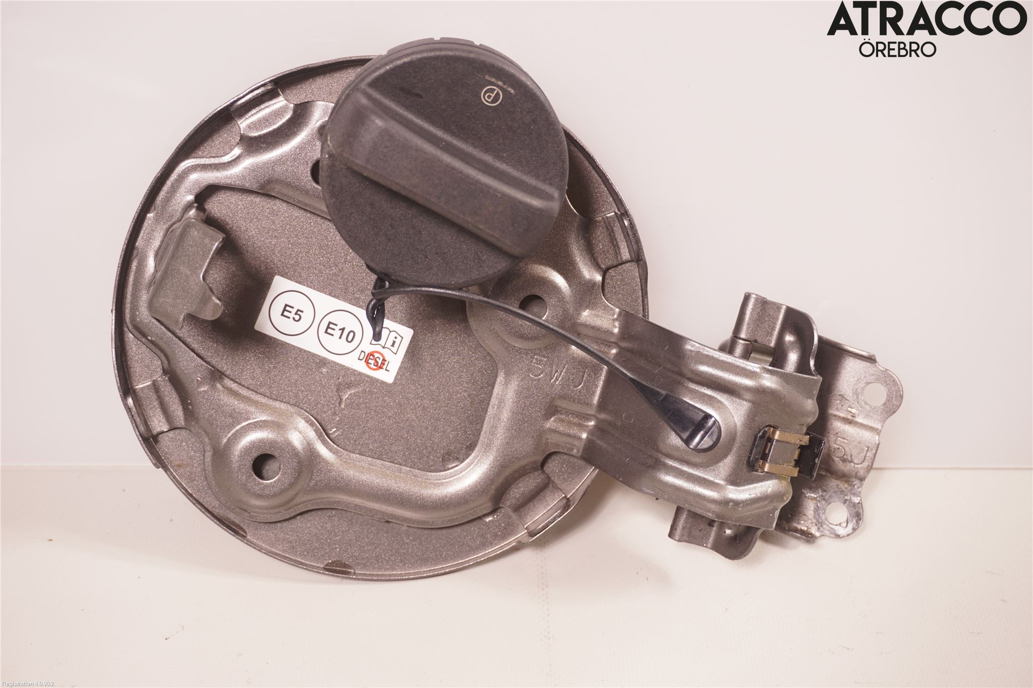 Toyota AURIS 13-19 Tanklucka