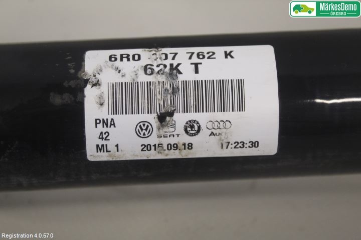 Volkswagen VW POLO 10-17 Drivaxel Fram Höger